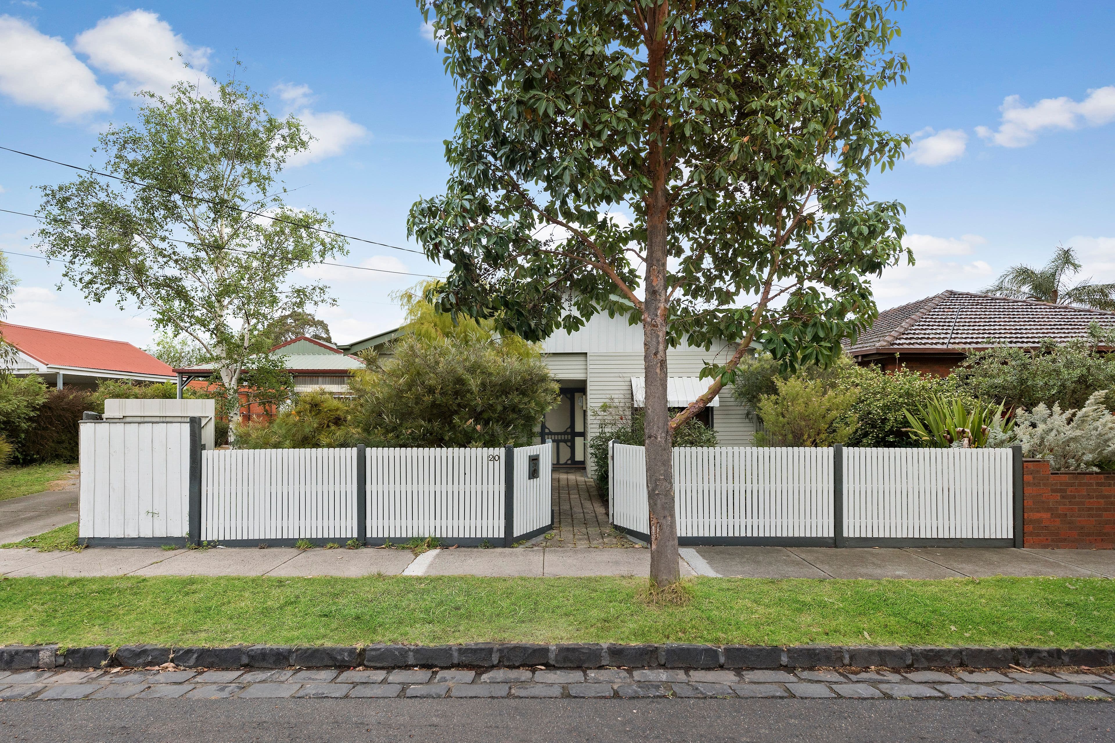 20 Mora Avenue, Oakleigh VIC 3166, Oakleigh - Thumbnail 2