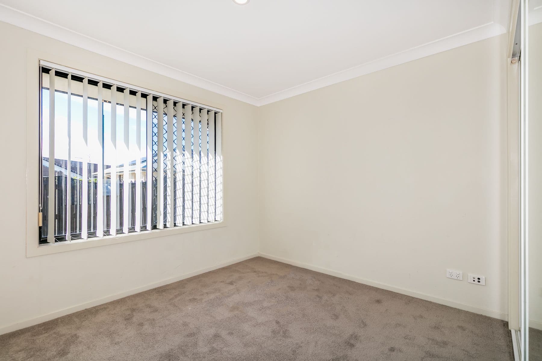 11 Lake Wivenhoe Court, Logan Reserve QLD 4133, Logan Reserve - Thumbnail 7
