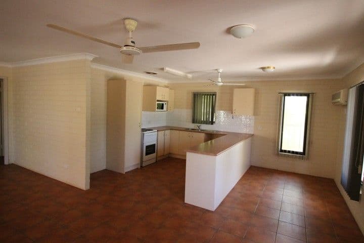 21 Barrow Place, South Hedland WA 6722, South Hedland - Thumbnail 7