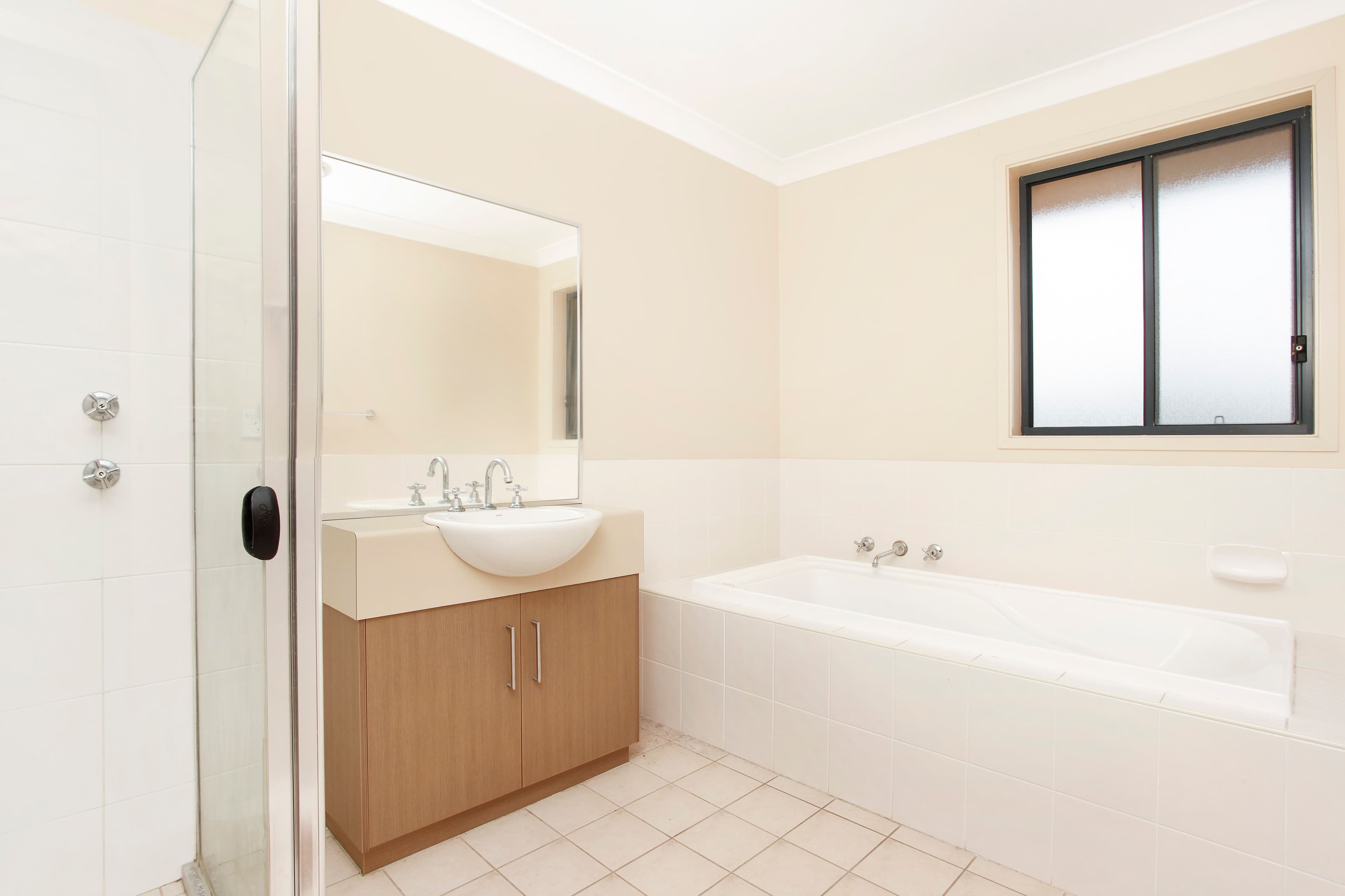 76 Coffs Harbour Avenue, Hoxton Park - Thumbnail 4