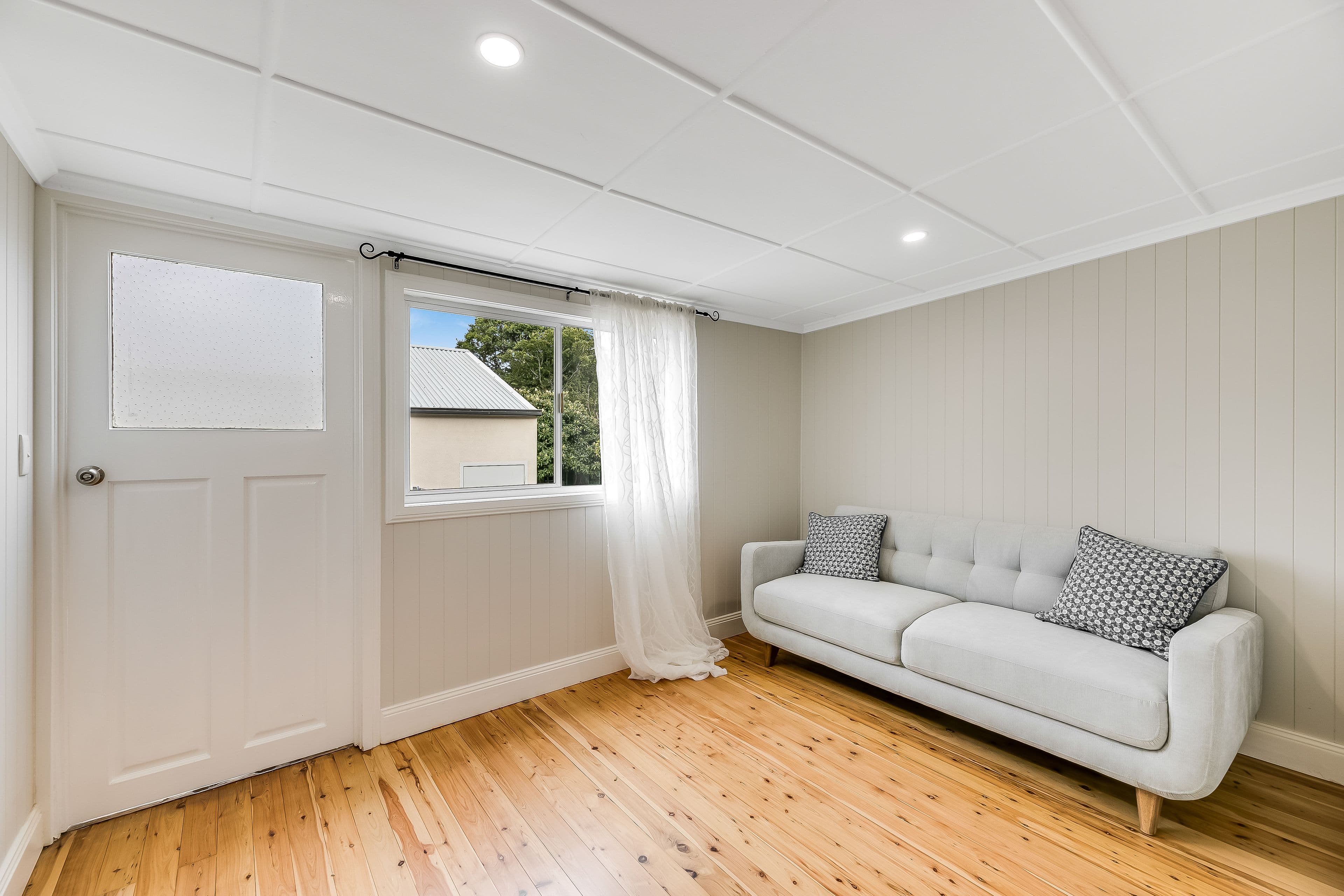 16 Rhyde Street, Mount Lofty QLD 4350, Mount Lofty - Thumbnail 7