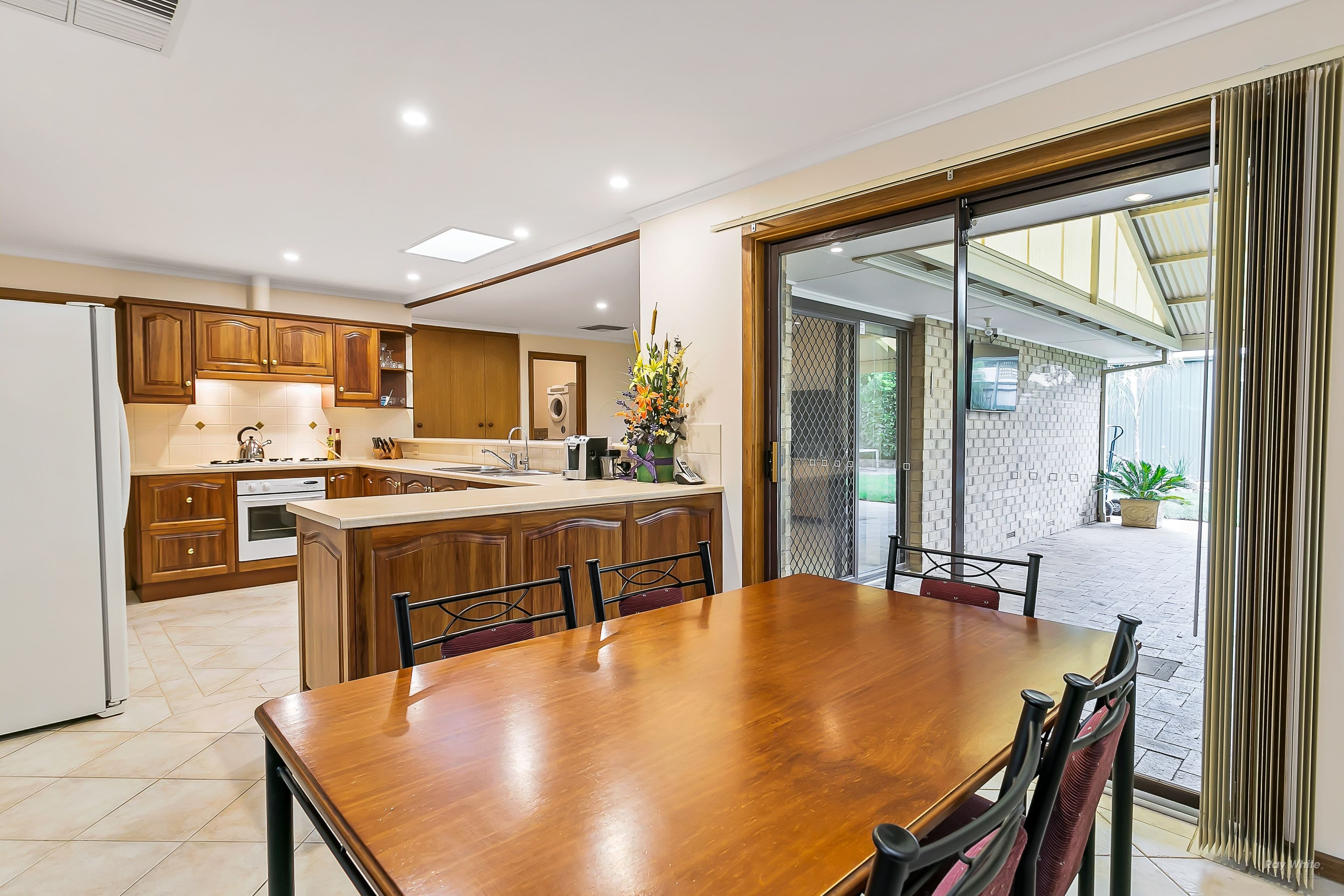 54 Brougham Drive, Valley View SA 5093, Valley View - Thumbnail 3