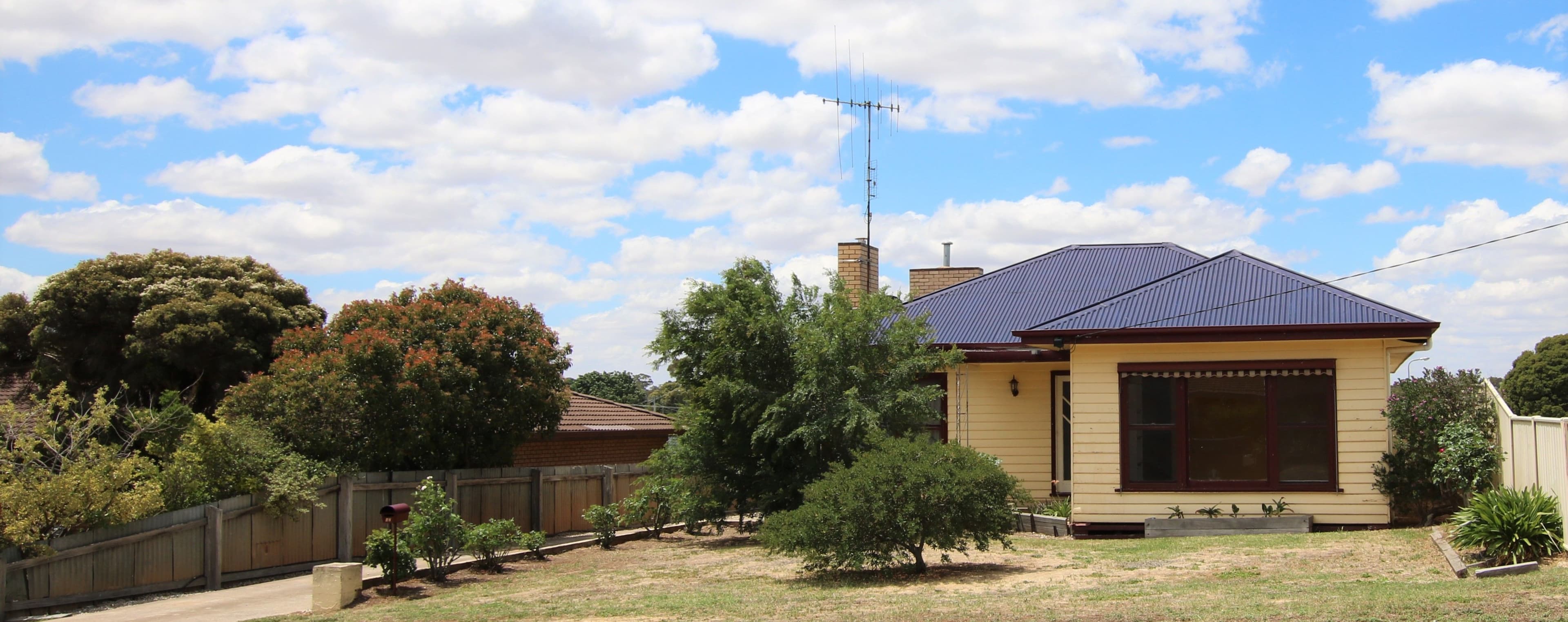 12 Albert Street, St Arnaud VIC 3478, St Arnaud - Image 1