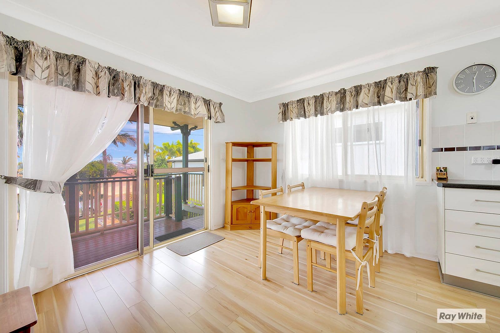 18 Sea View Road, Yeppoon QLD 4703, Yeppoon - Thumbnail 2