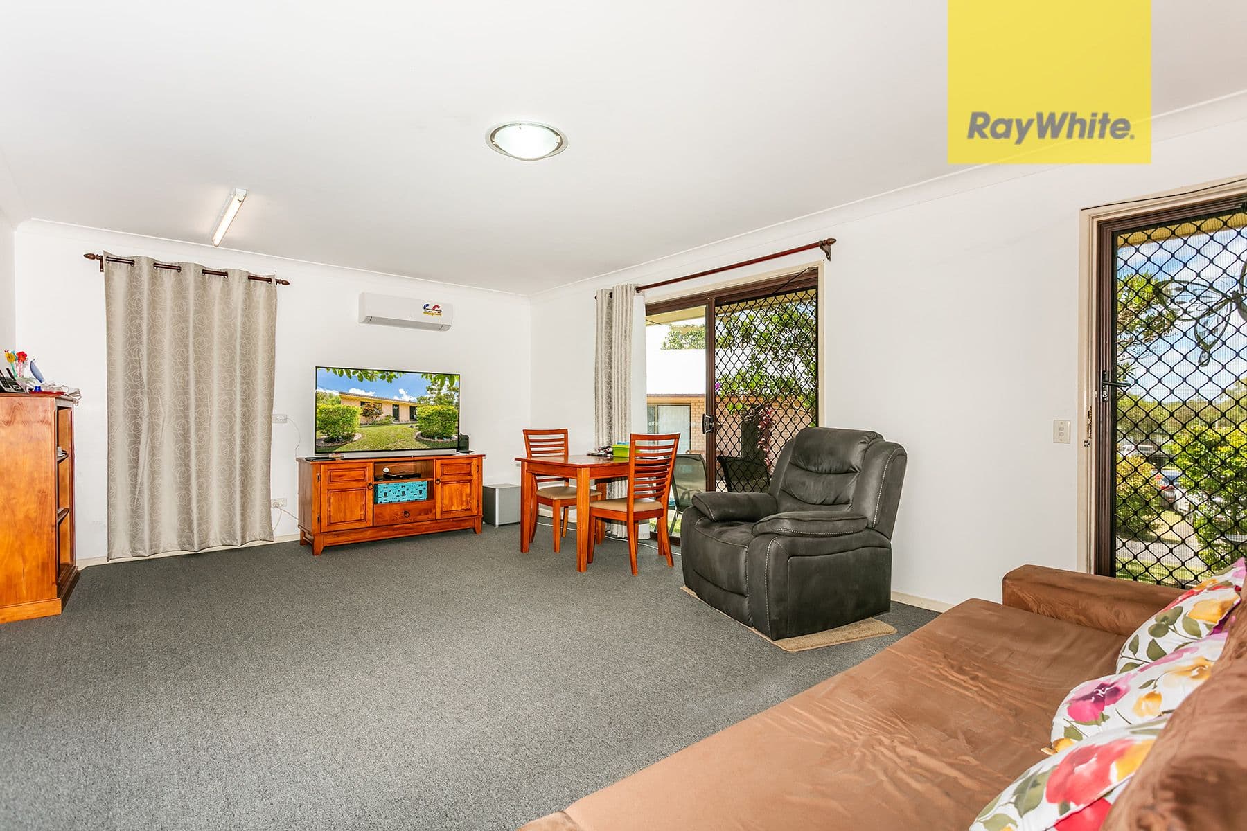 3 Southgate Drive, Woodridge QLD 4114, Woodridge - Thumbnail 3
