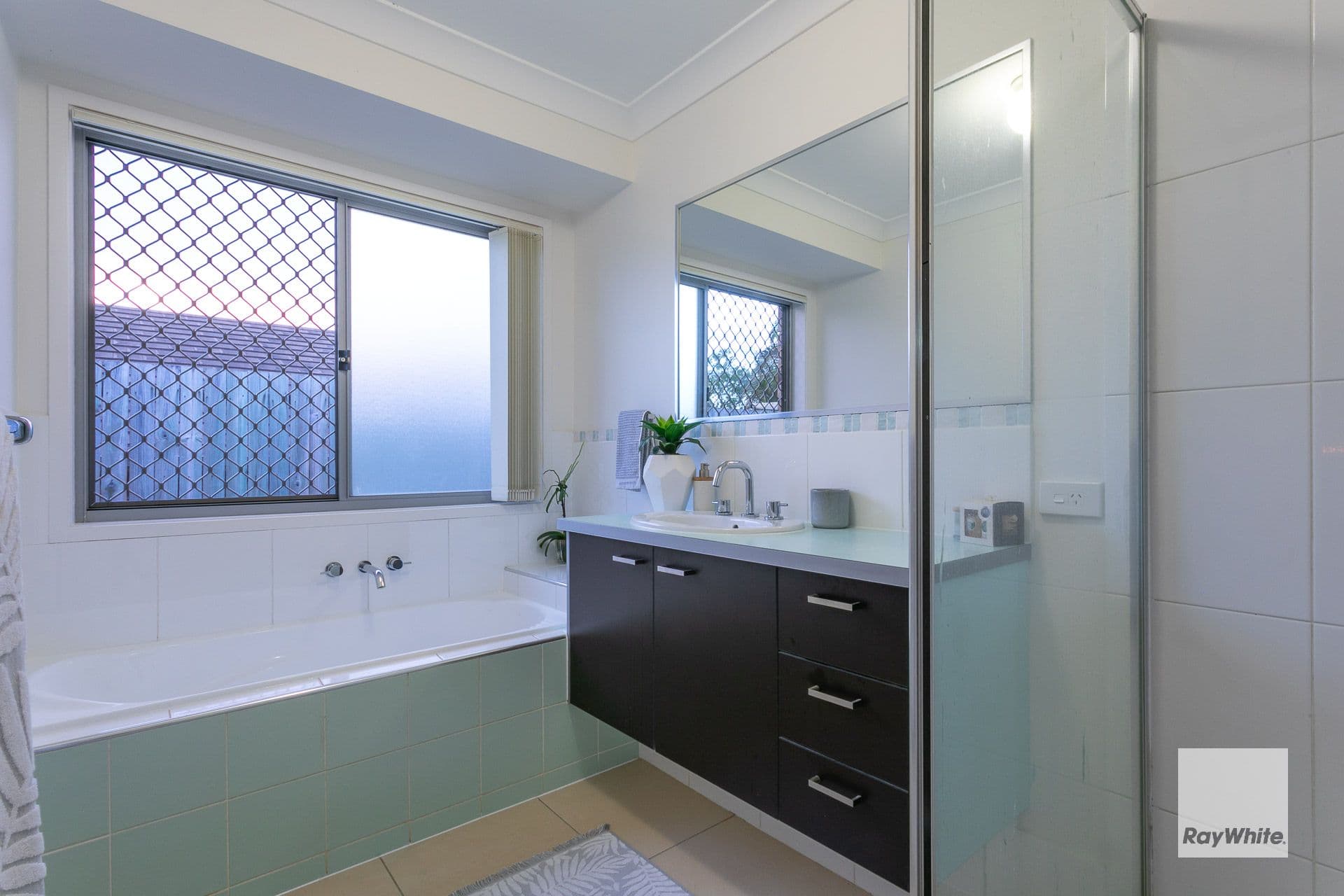 13 Keswick Place, Redland Bay QLD 4165, Redland Bay - Thumbnail 8