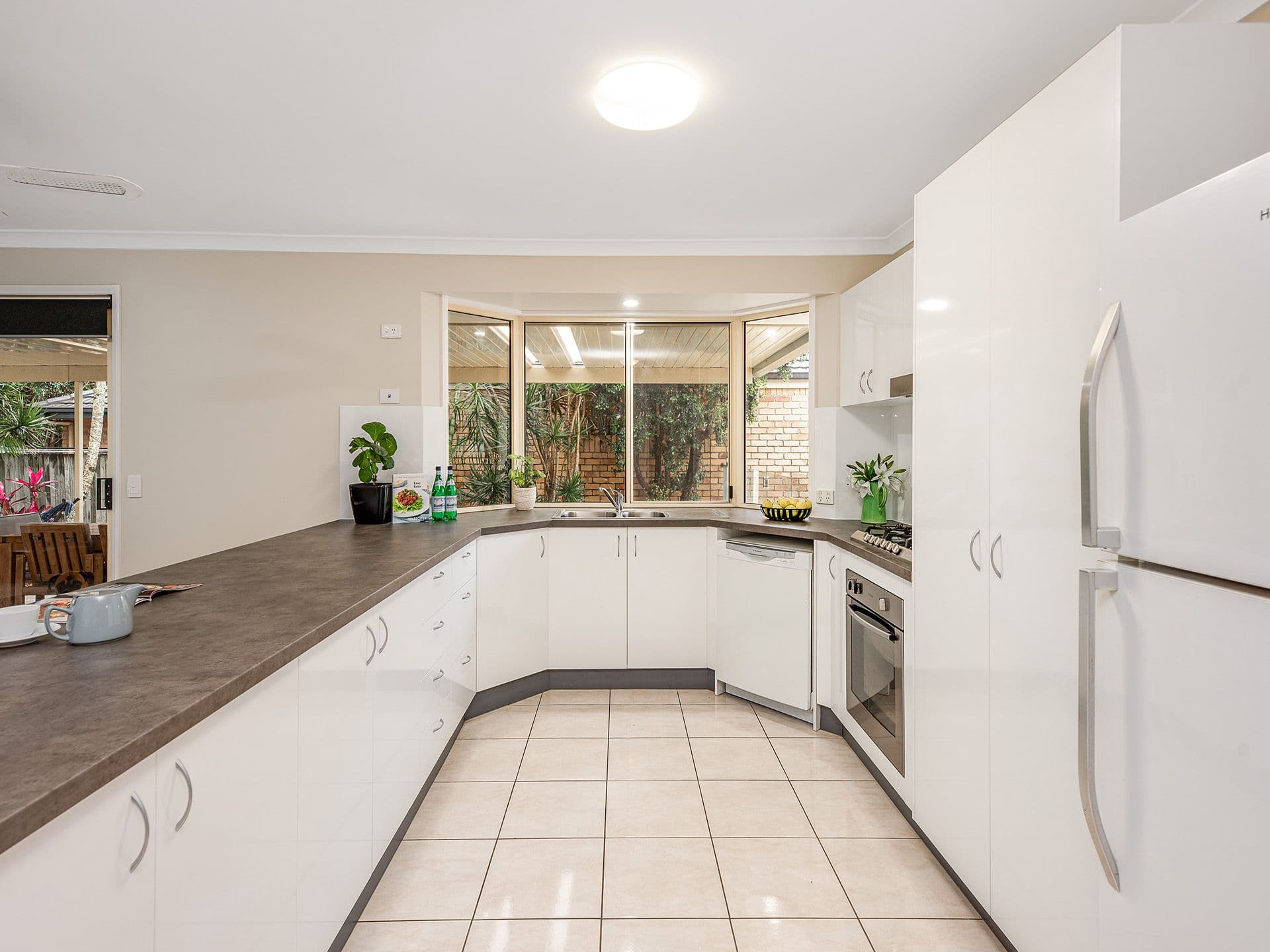 8 Bellevue Drive, Little Mountain QLD 4551, Little Mountain - Thumbnail 2