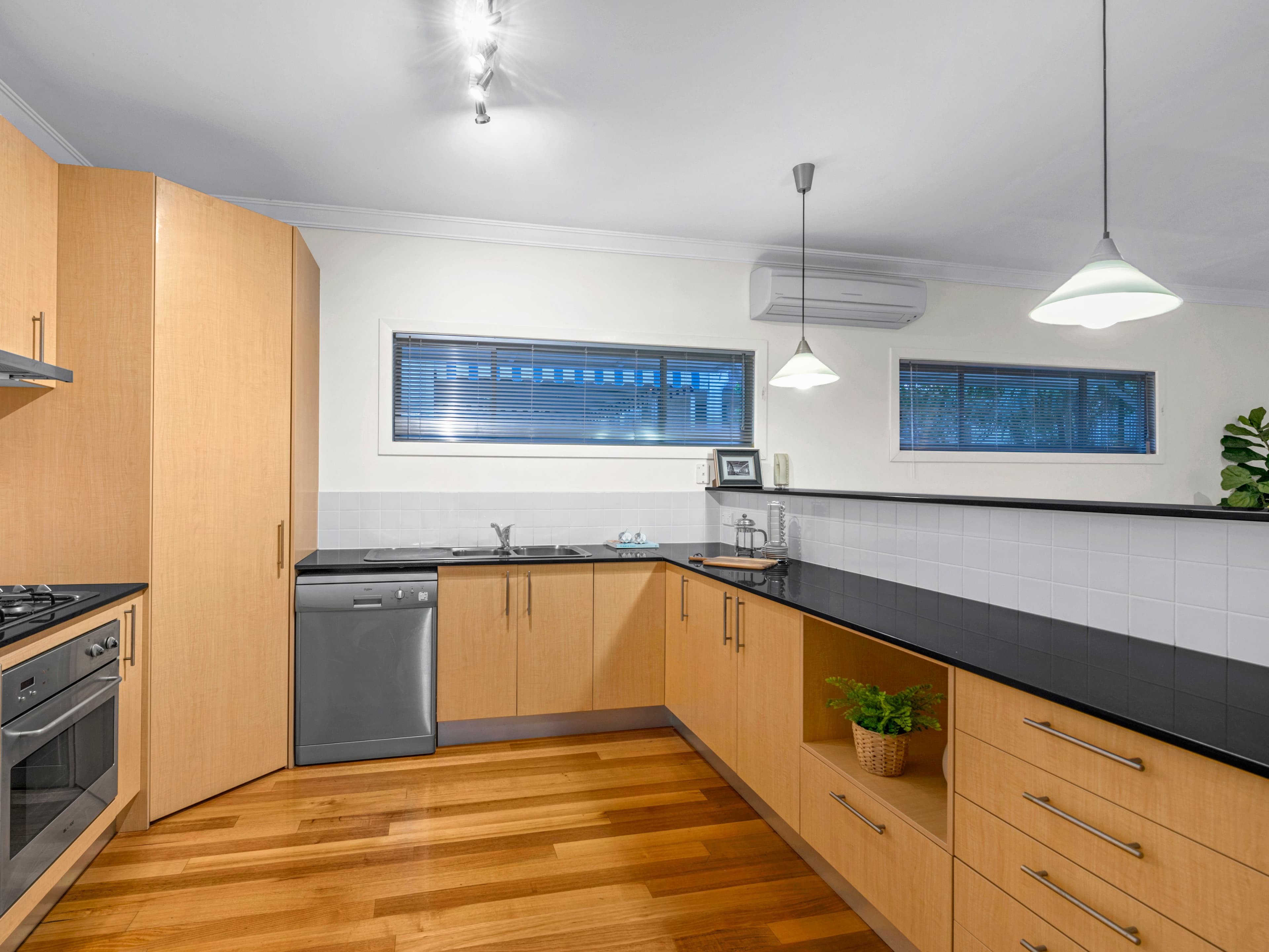 11 Reid Street, Windsor QLD 4030, Windsor - Thumbnail 5