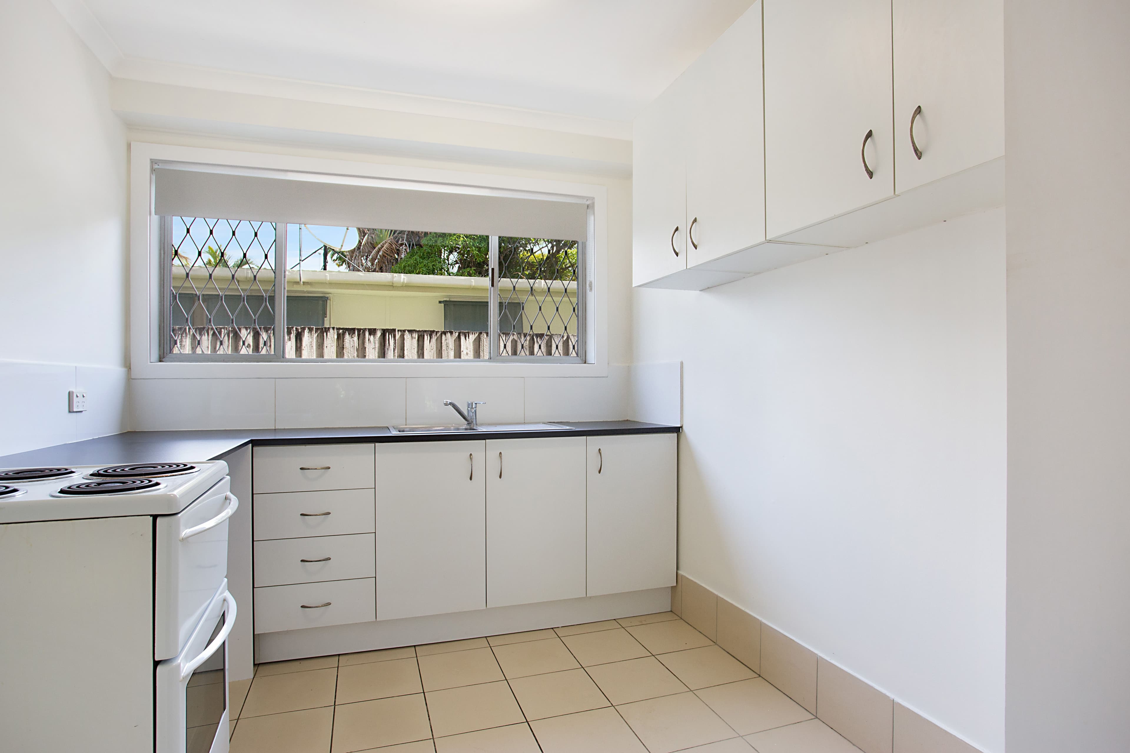 7 Awoonga Avenue, Burleigh Heads QLD 4220, Burleigh Heads - Thumbnail 6