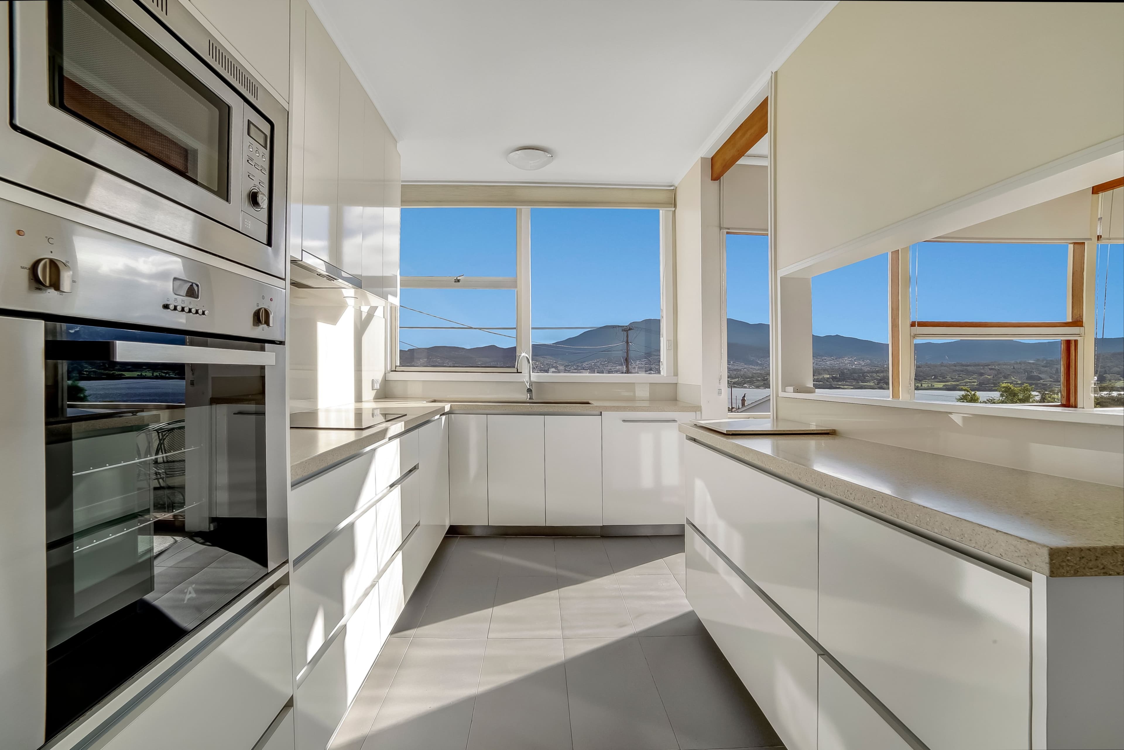 52 Kellatie Road, Rosny TAS 7018, Rosny - Thumbnail 2
