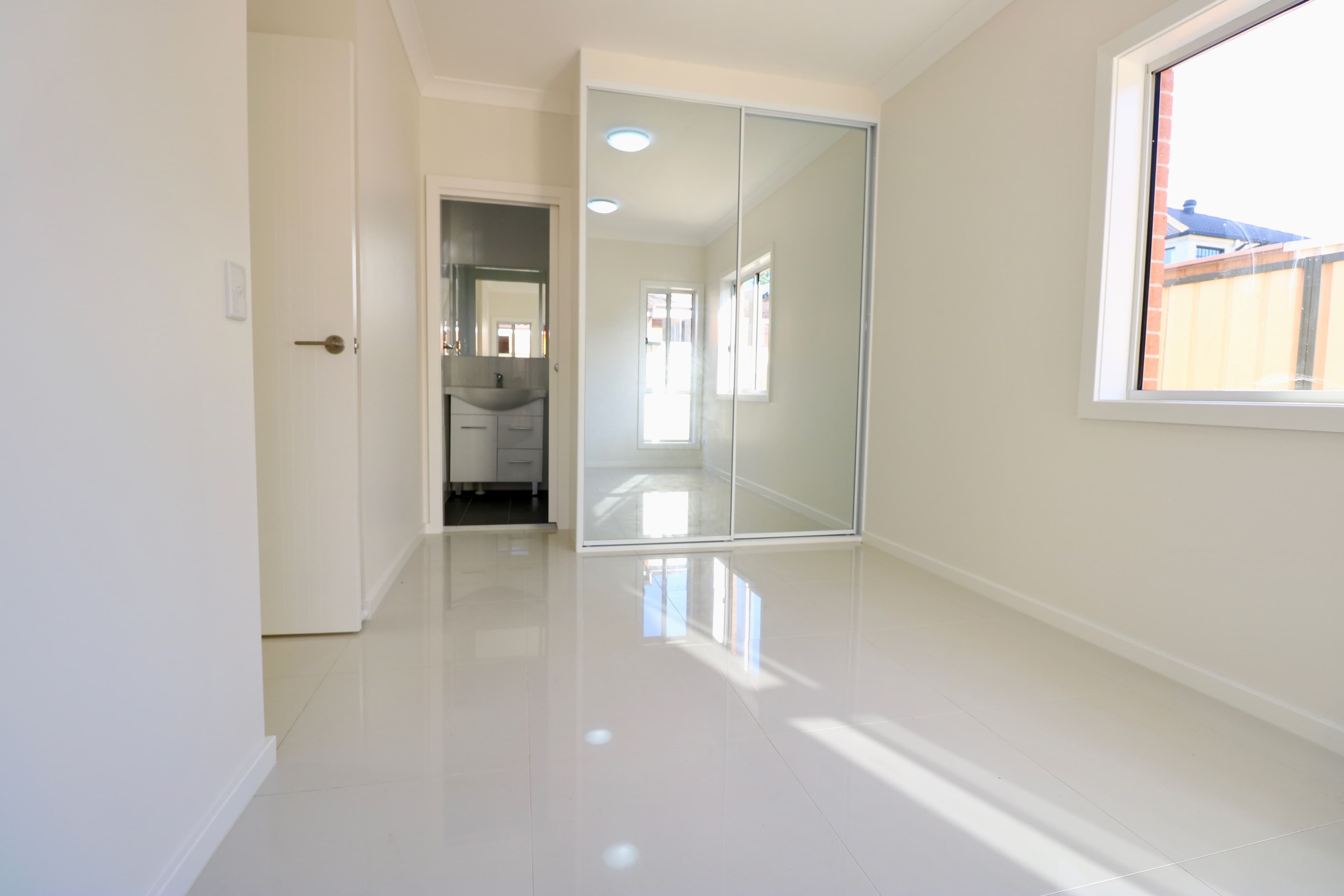 21A Glenroy Cresent, St Johns Park NSW 2176, St Johns Park - Thumbnail 5