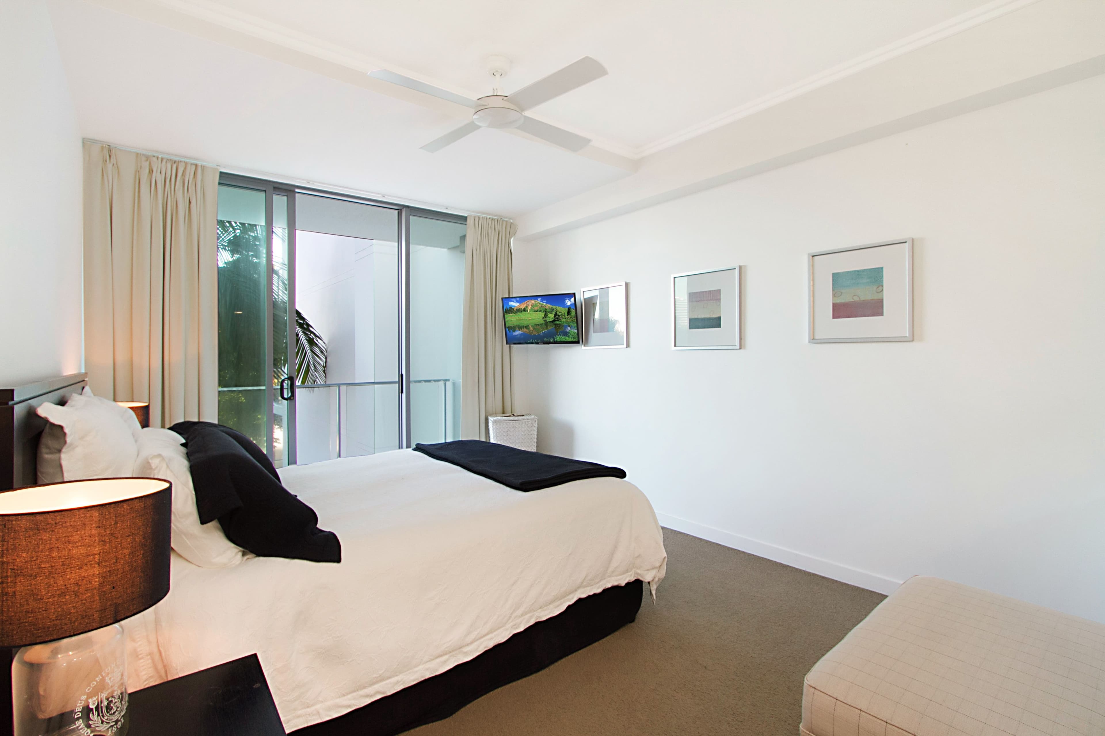2213 'Freshwater Point' 33 T E Peters Drive, Broadbeach Waters QLD 4218, Broadbeach Waters - Thumbnail 7