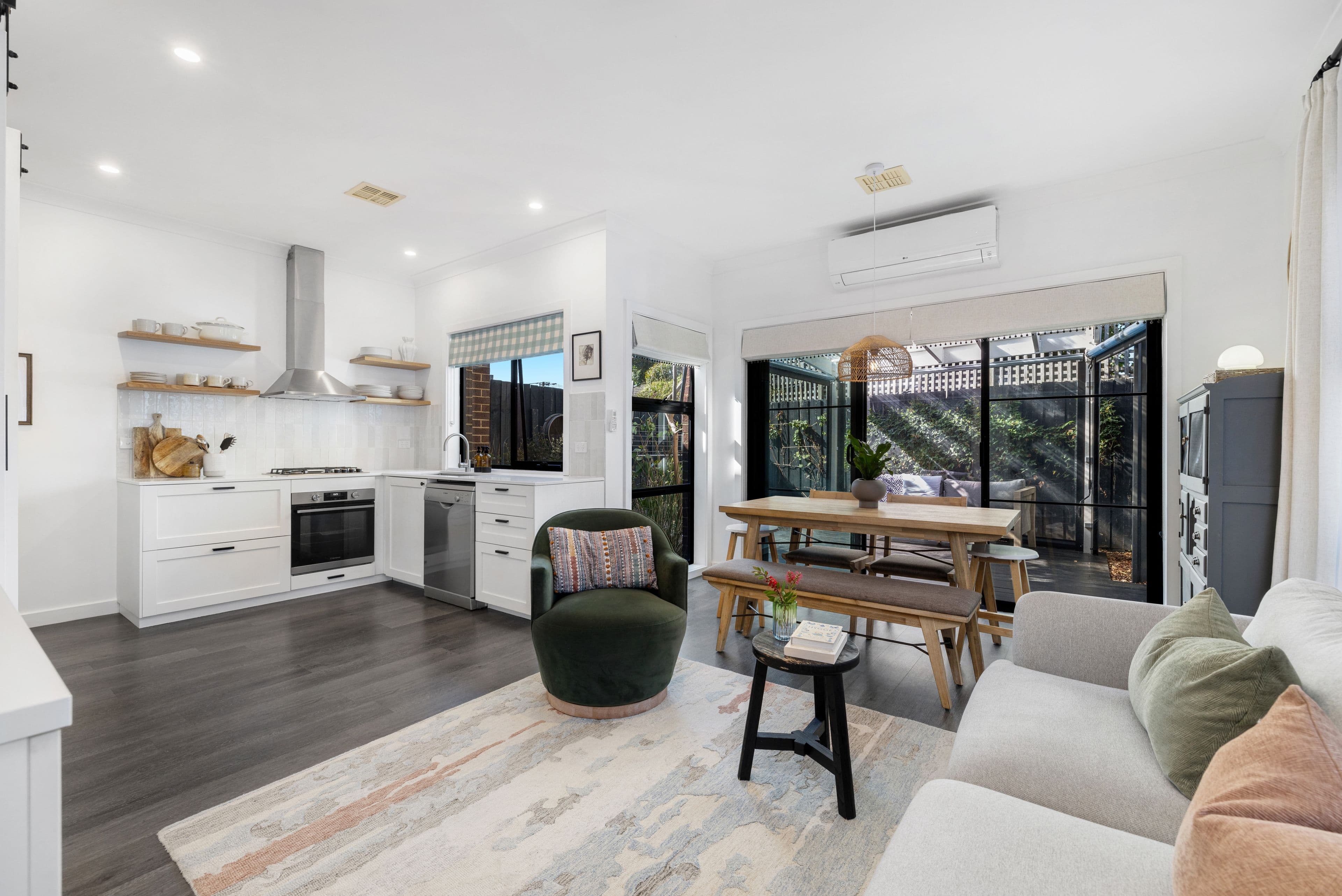 43 Patterson Street, Bonbeach VIC 3196, Bonbeach - Thumbnail 2