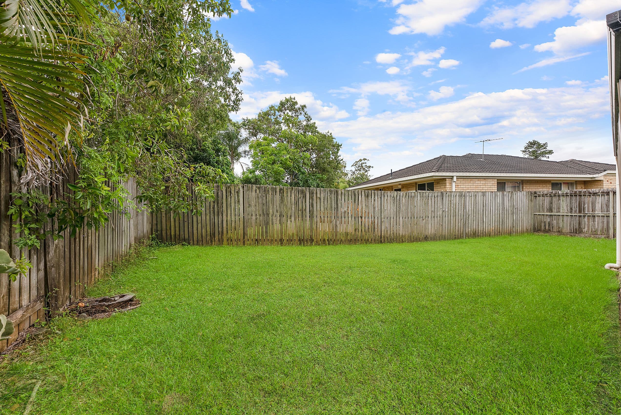 33 Glenn Street, Morayfield QLD 4506, Morayfield - Thumbnail 2