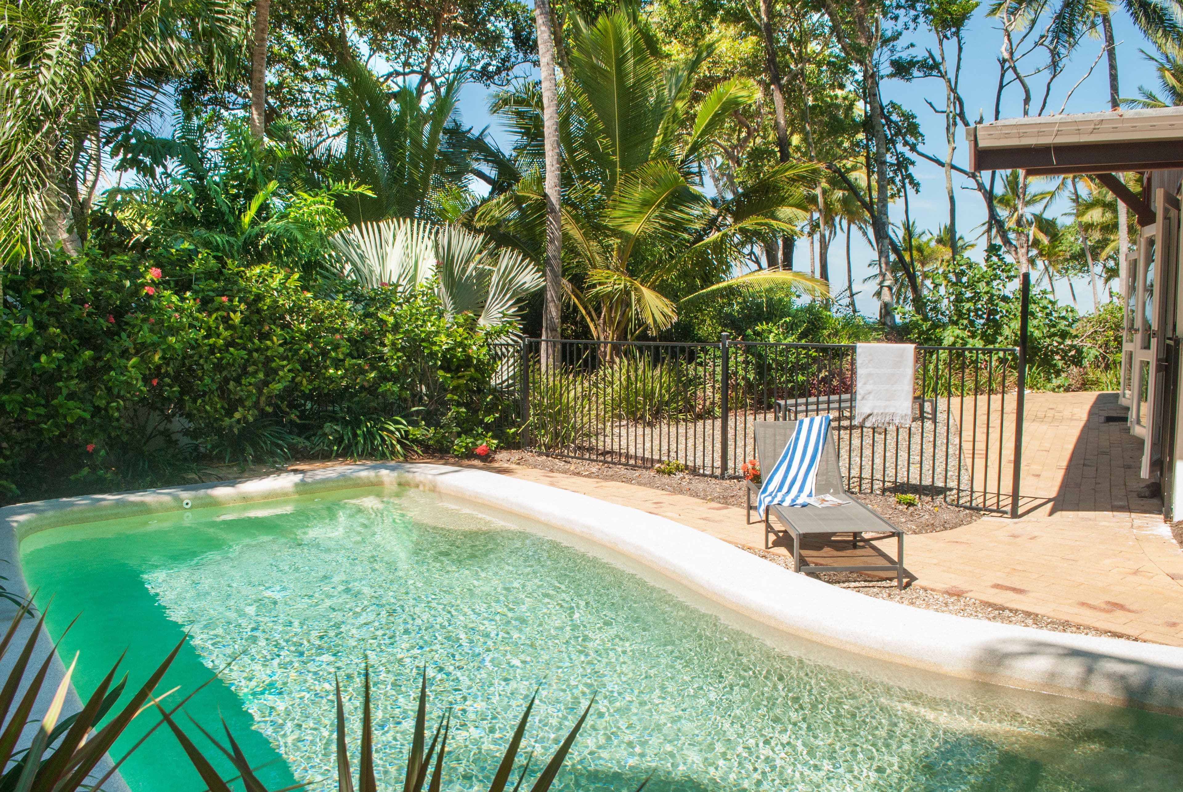 33 Oak Street, Oak Beach QLD 4877, Oak Beach - Thumbnail 3