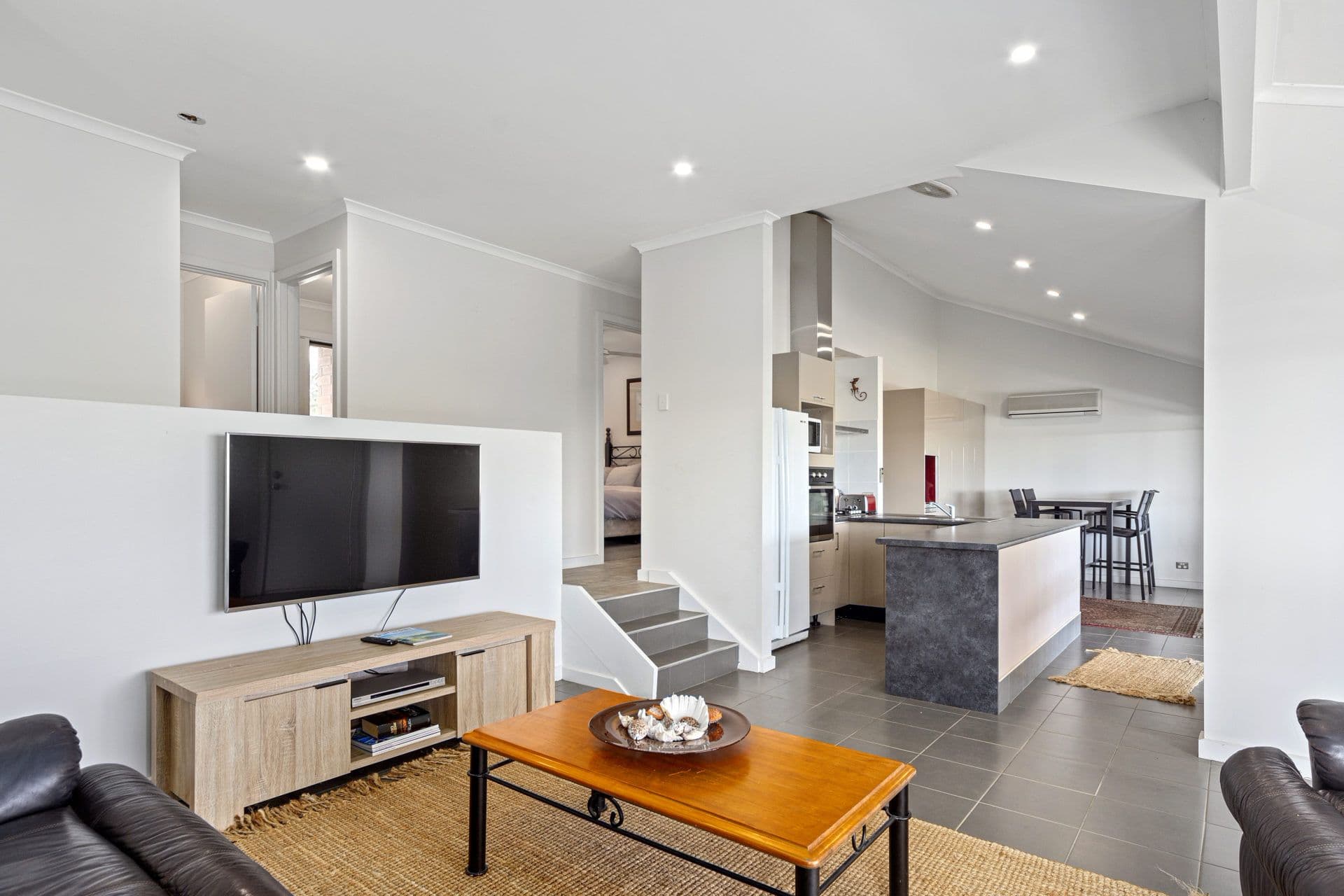 64 Seaview Avenue, Wirrina Cove SA 5204, Wirrina Cove - Thumbnail 4