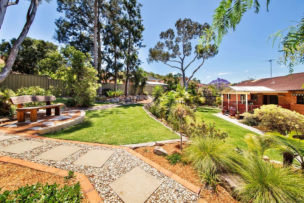 6 Mason Place, Barden Ridge - Image 1