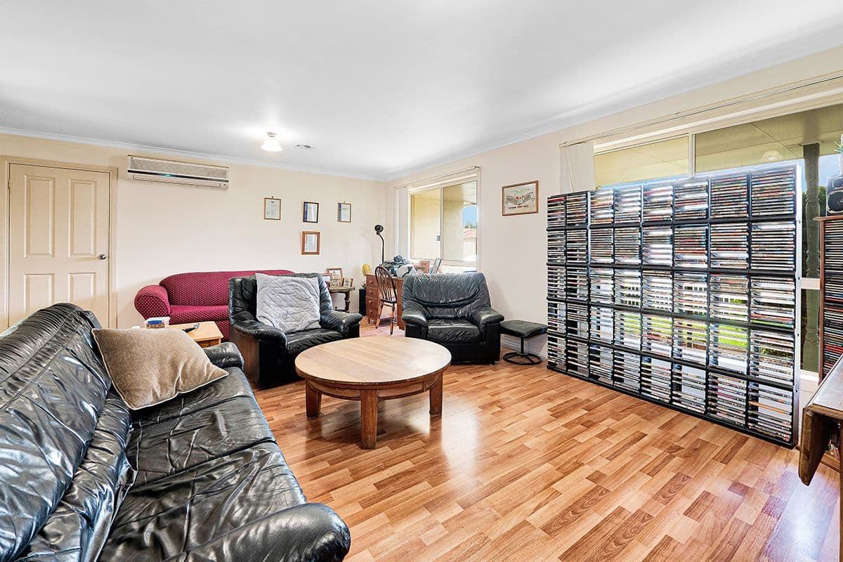 35 Elcan Avenue, Cranbourne West VIC 3977, Cranbourne West - Thumbnail 7