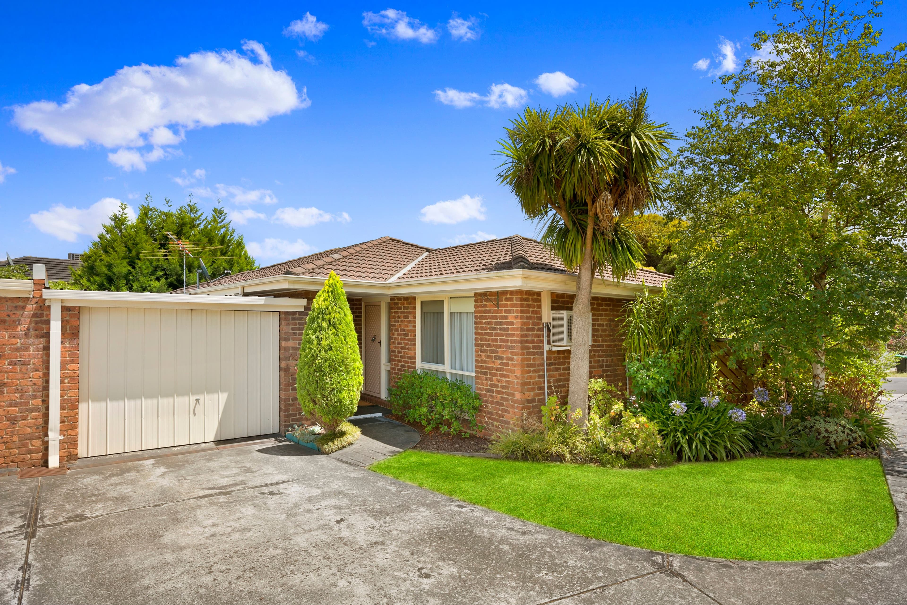 1 Taparoo Road, Templestowe VIC 3106, Templestowe - Image 1