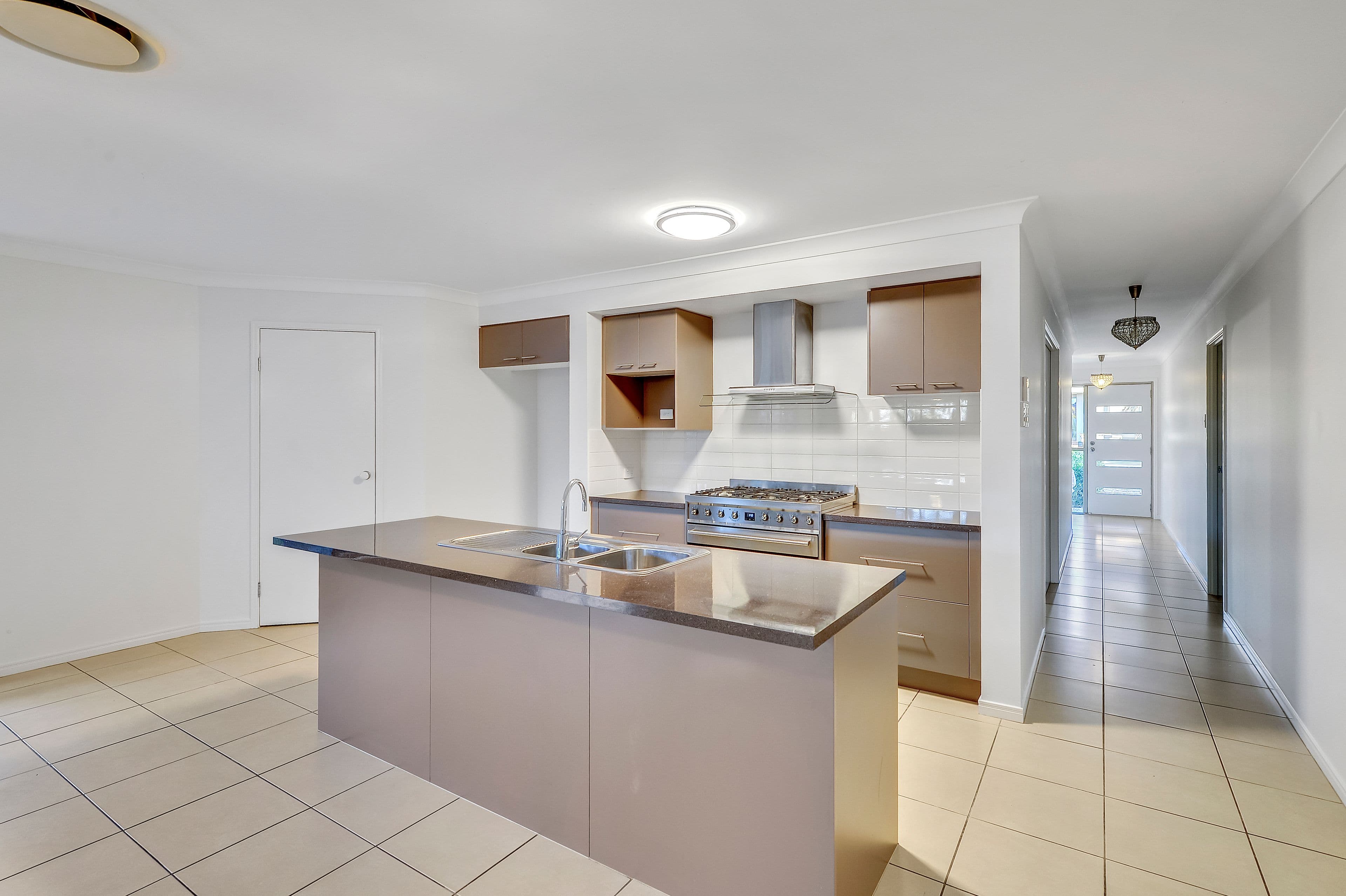 13 Gardenia Circuit, Heathwood QLD 4110, Heathwood - Thumbnail 6