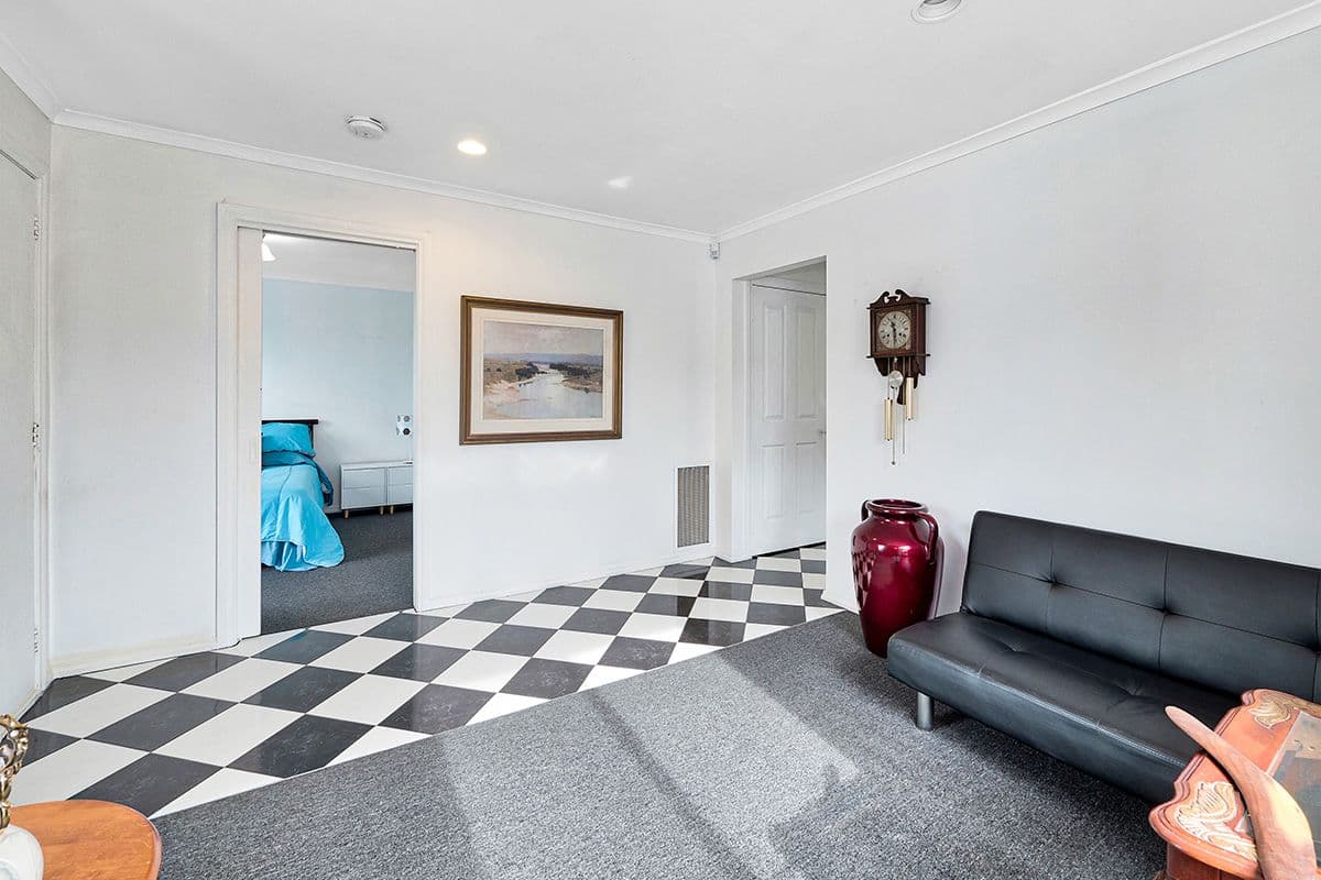 3 Calais Circuit, Cranbourne West VIC 3977, Cranbourne West - Thumbnail 4