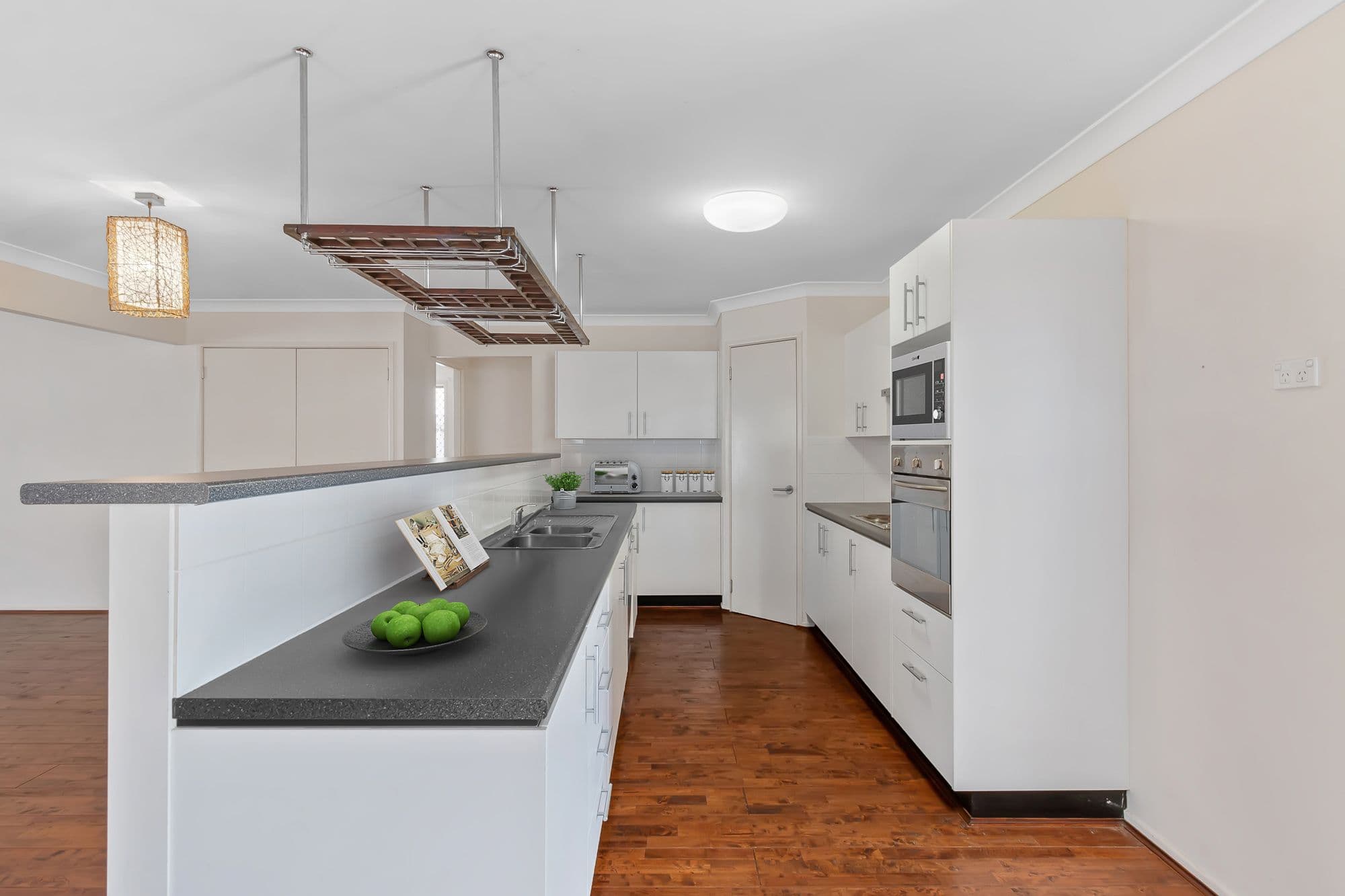 55 Thompson Street, Zillmere QLD 4034, Zillmere - Thumbnail 3