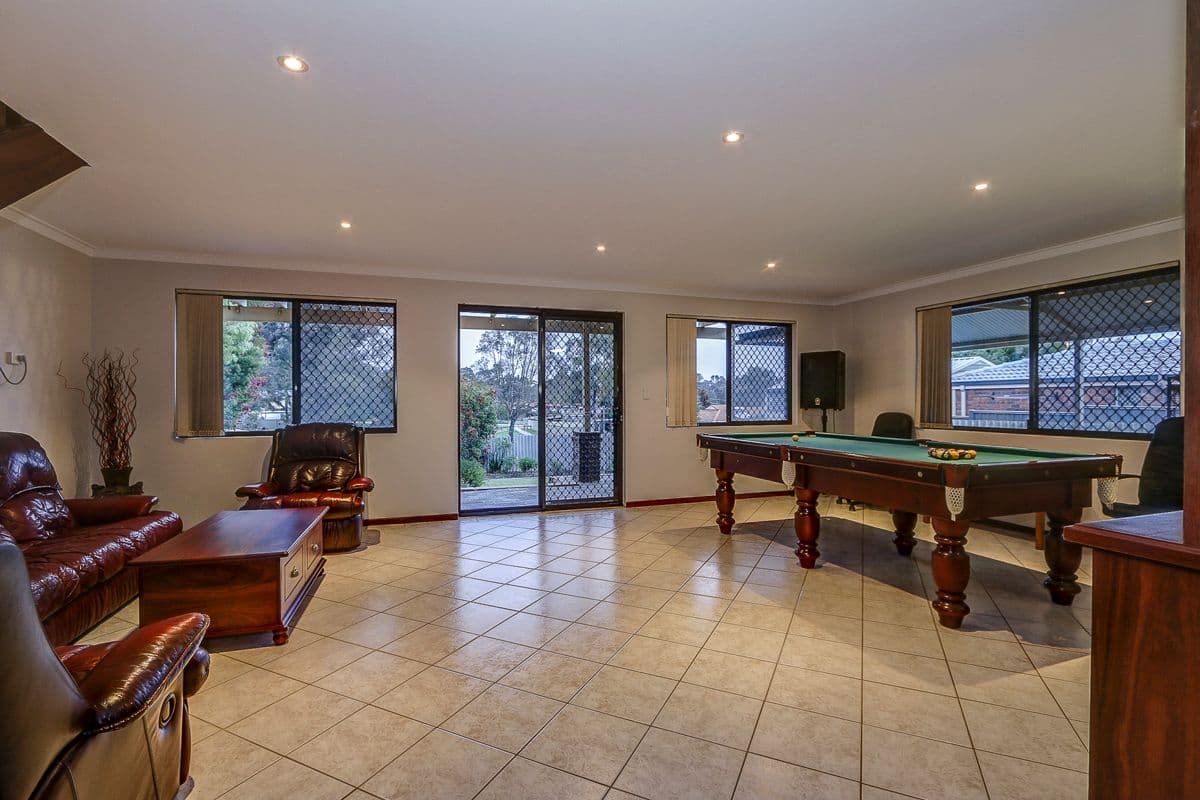18 Abingdon Road, Swan View WA 6056, Swan View - Thumbnail 7