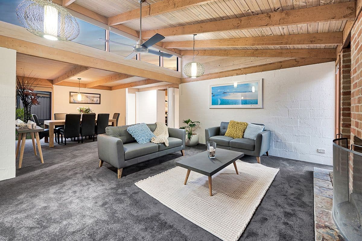 11 Coronet Court, Cranbourne VIC 3977, Cranbourne - Thumbnail 2