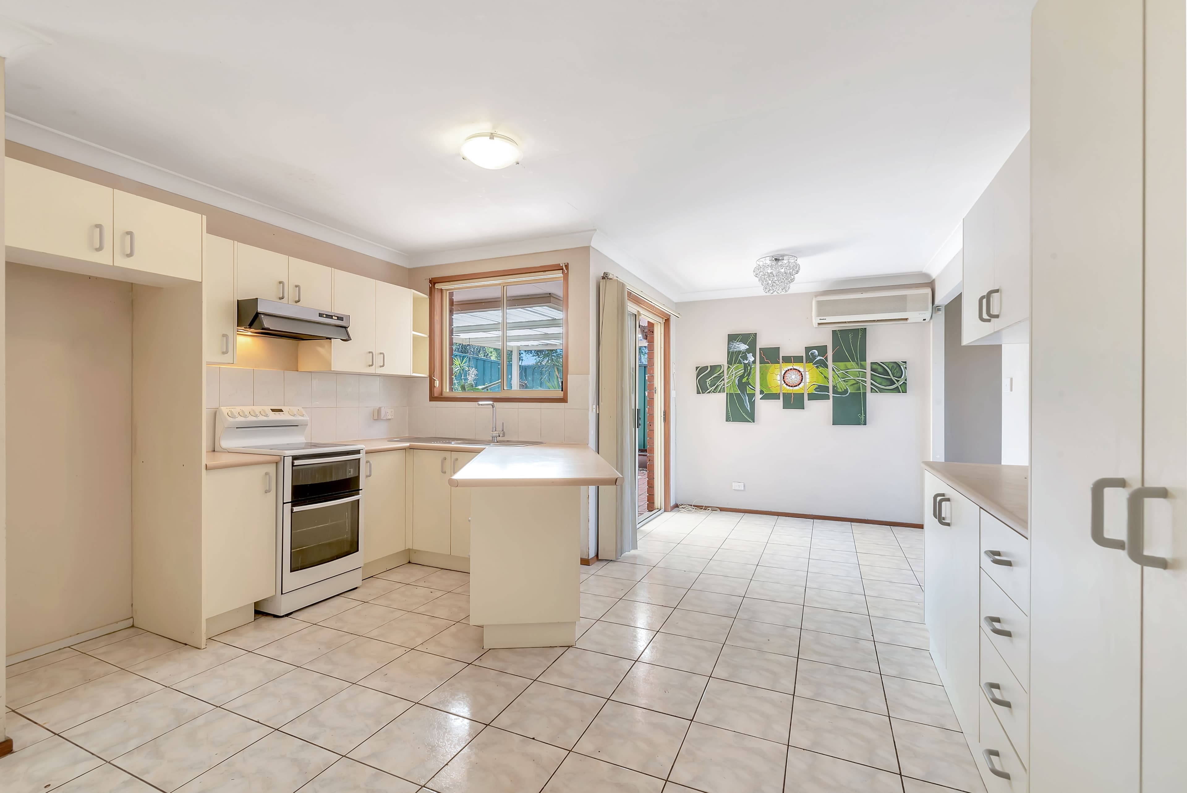 2A Dotterel Street, Hinchinbrook NSW 2168, Hinchinbrook - Thumbnail 5