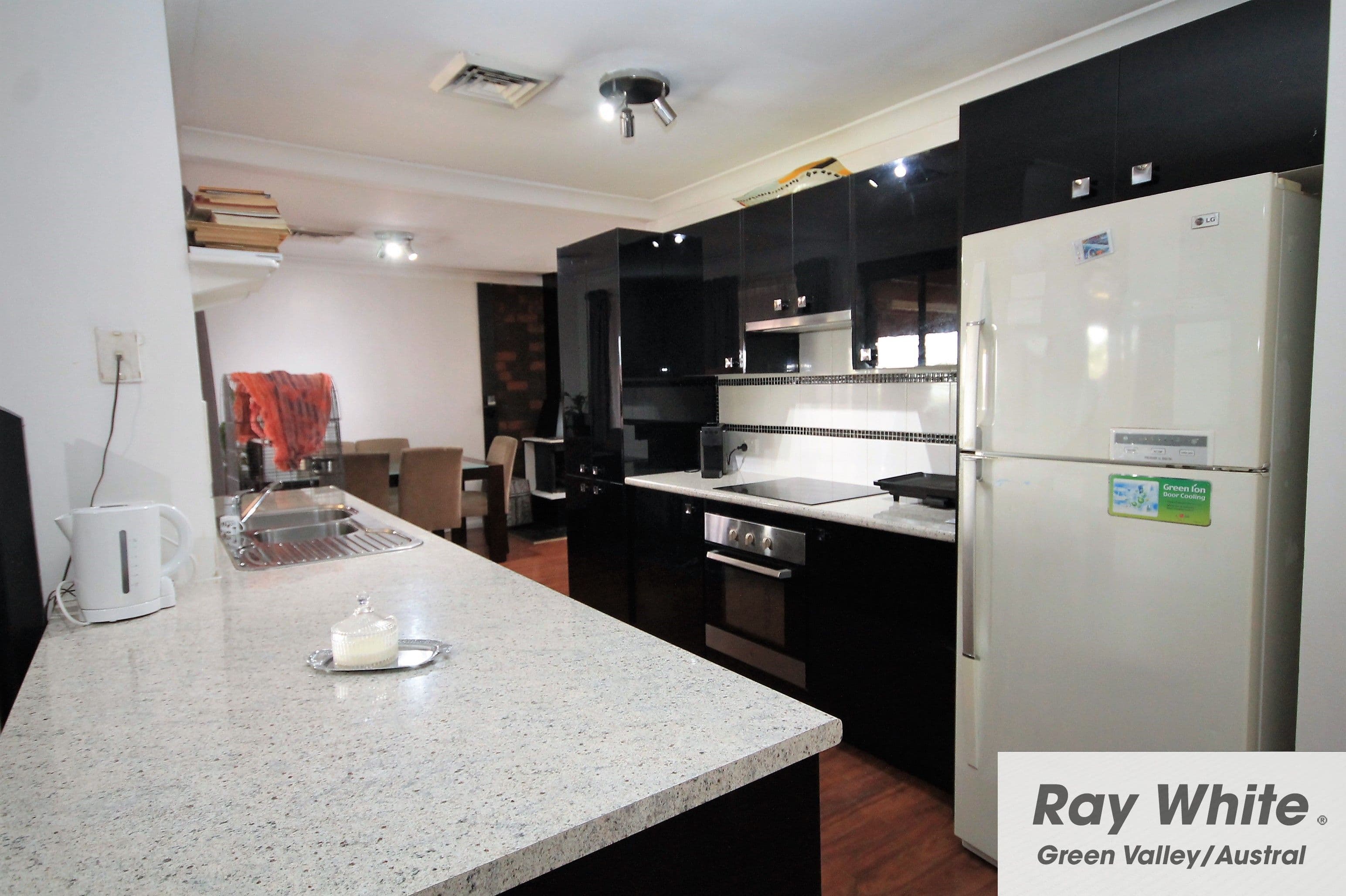 11 Eschol Park Drive, Eschol Park - Thumbnail 4