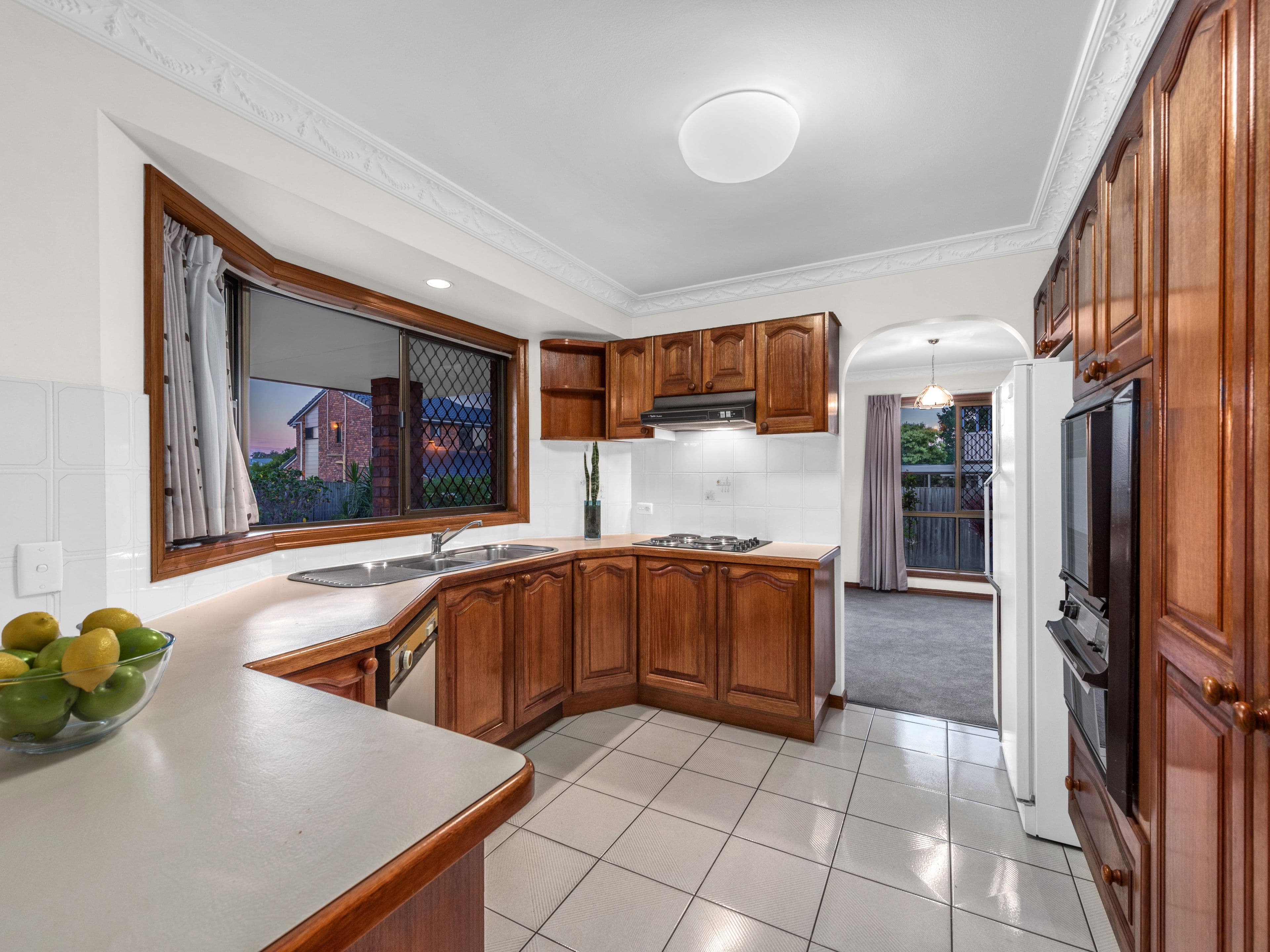 6 Salm Court, Carindale QLD 4152, Carindale - Thumbnail 6