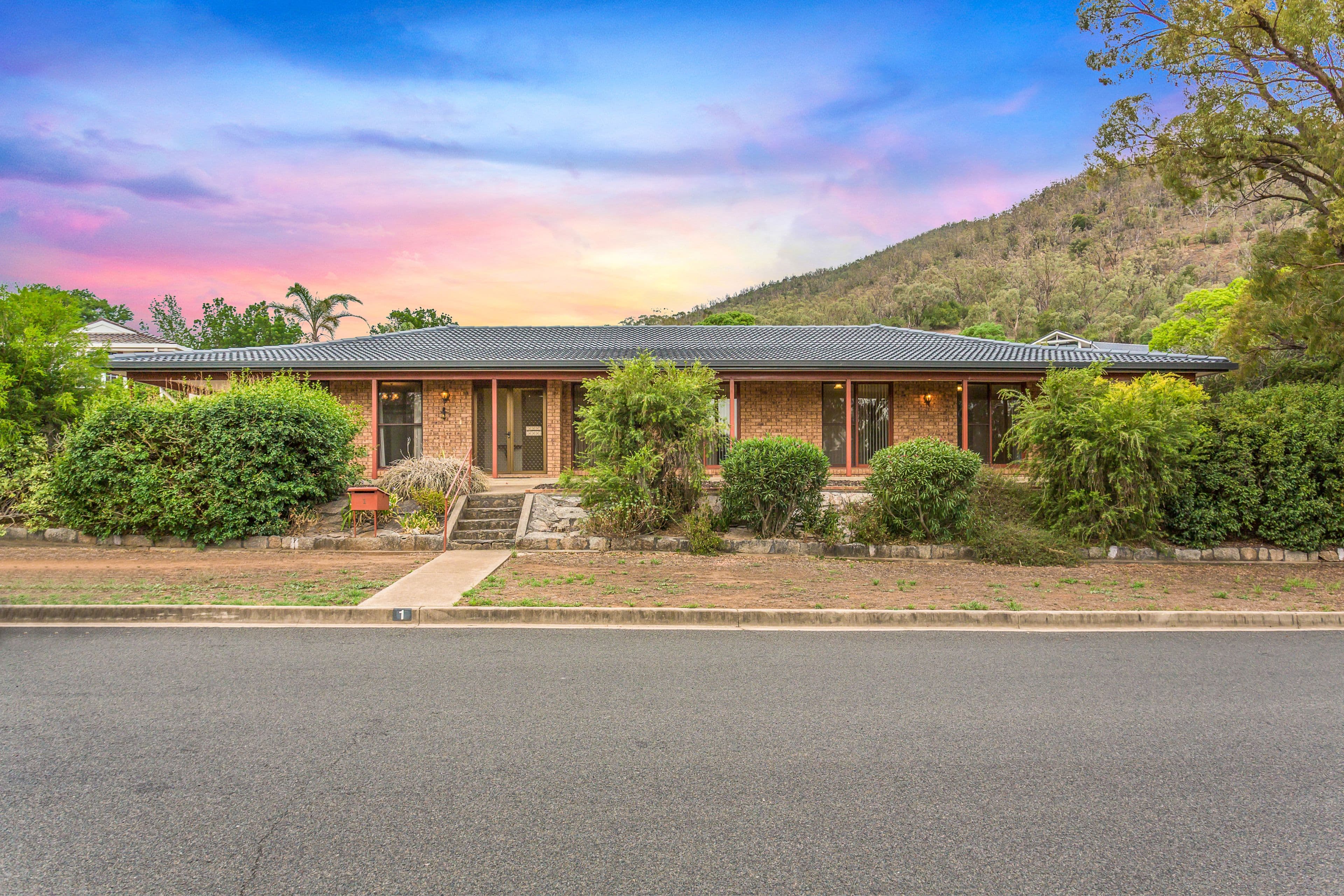 12 Prentice Avenue, Tamworth NSW 2340, Tamworth - Image 1