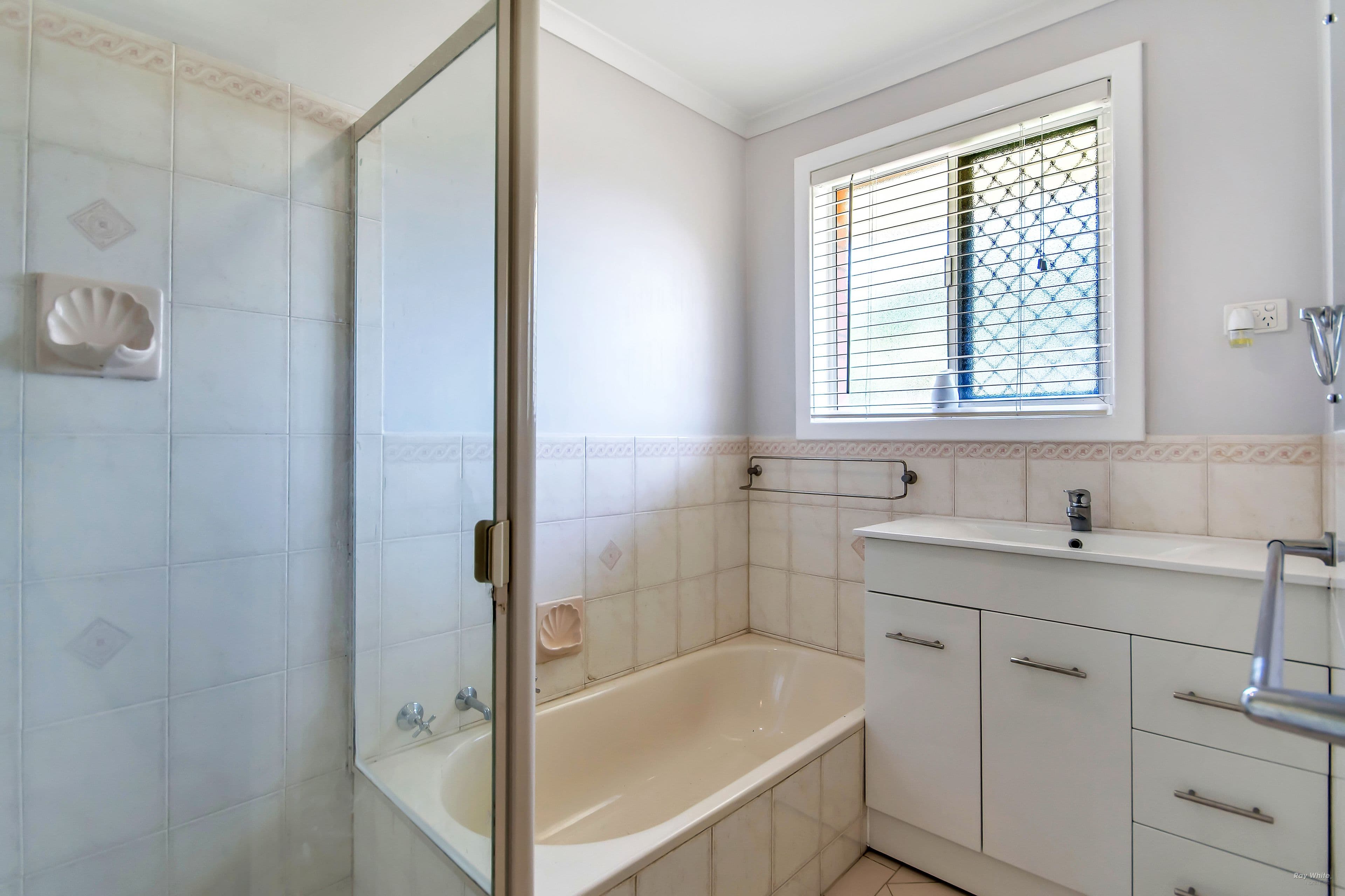 9 Maughan Avenue, Redwood Park SA 5097, Redwood Park - Thumbnail 8