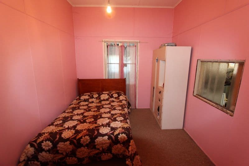 49 Edward Street, Charleville QLD 4470, Charleville - Thumbnail 3