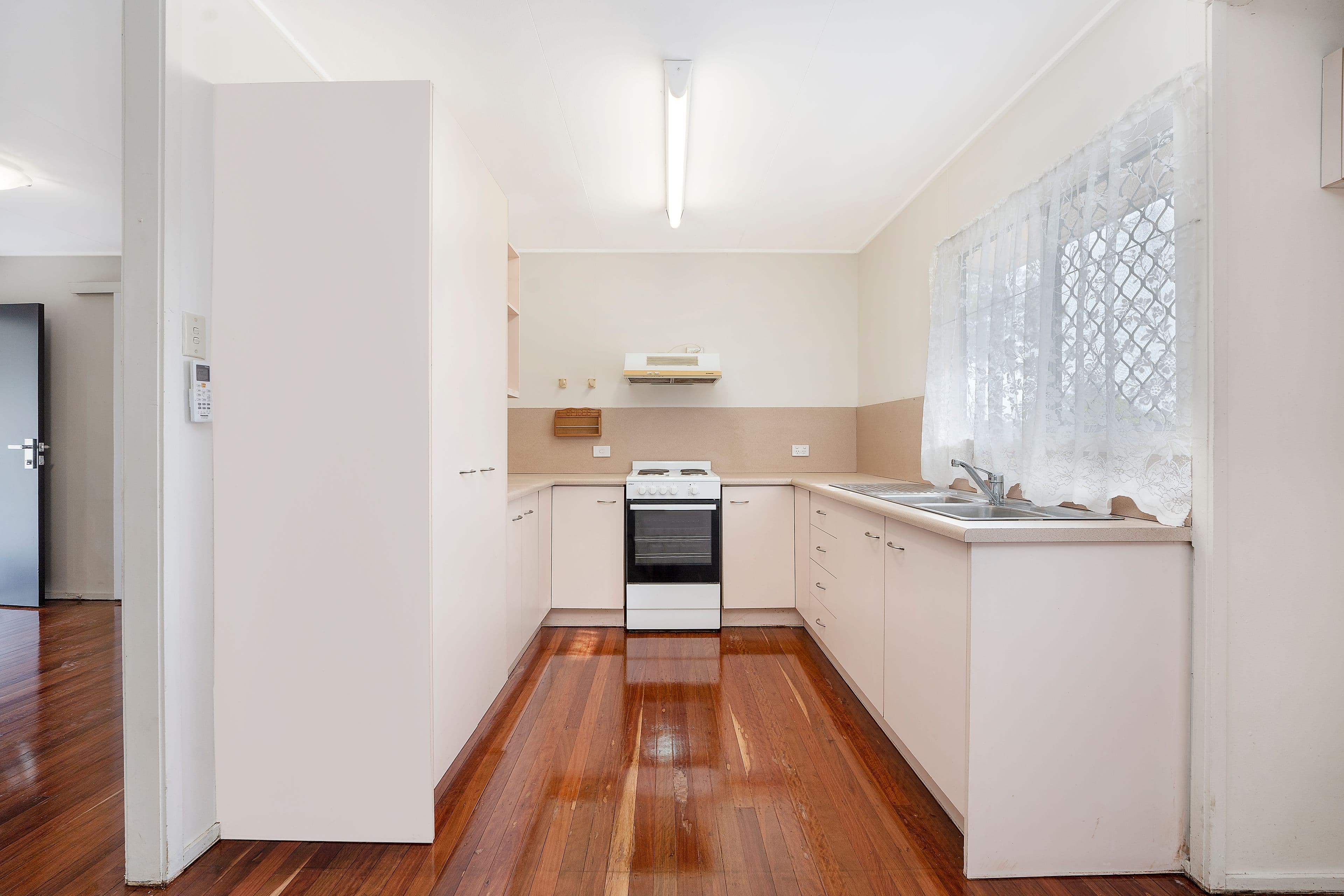 6 Korsch Street, Kippa-Ring QLD 4021, Kippa-Ring - Thumbnail 7