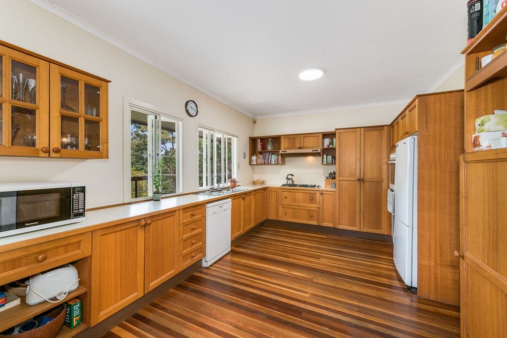 12 Columbia Street, Chapel Hill QLD 4069, Chapel Hill - Thumbnail 5