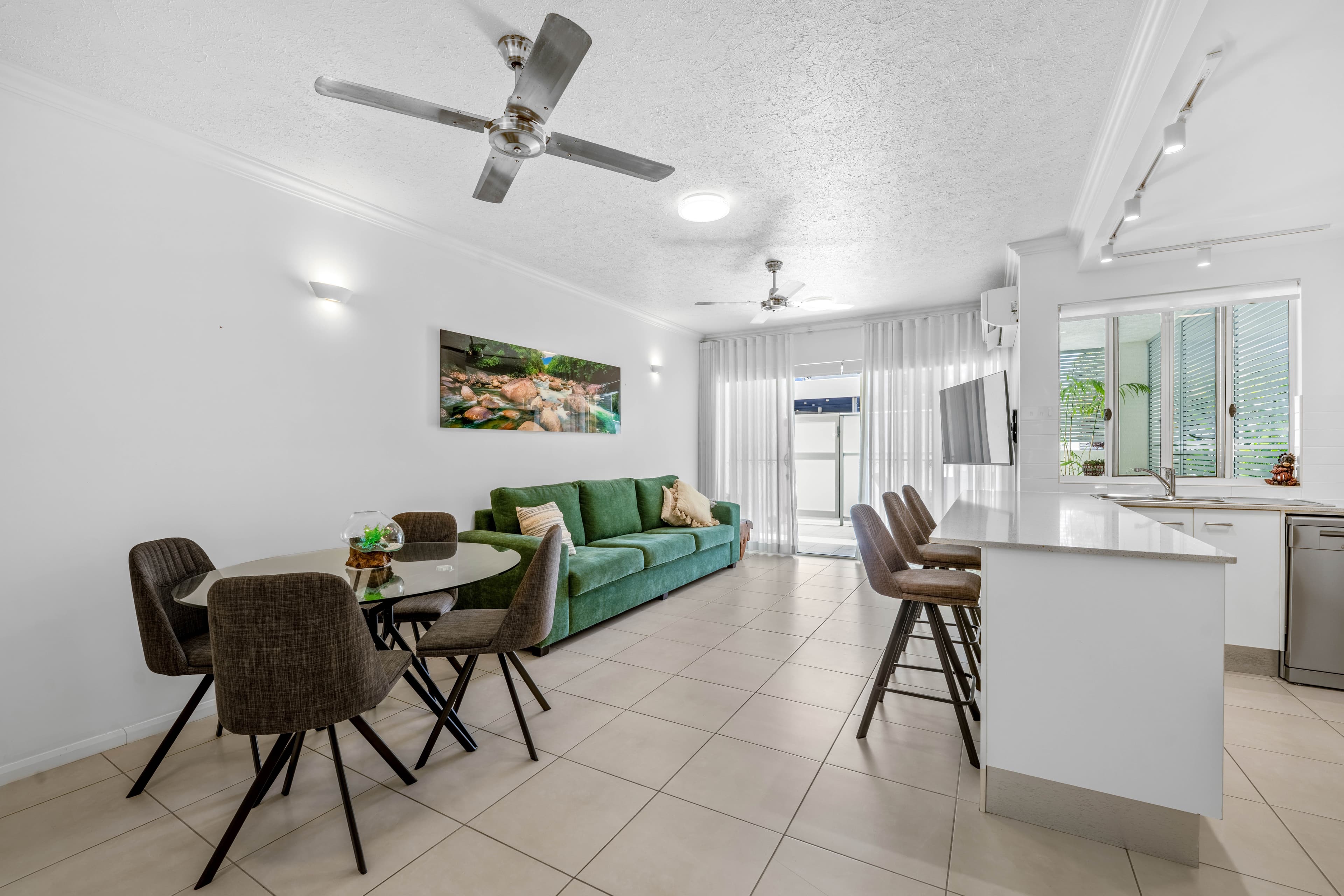 75 Moore Street, Trinity Beach QLD 4879, Trinity Beach - Thumbnail 3