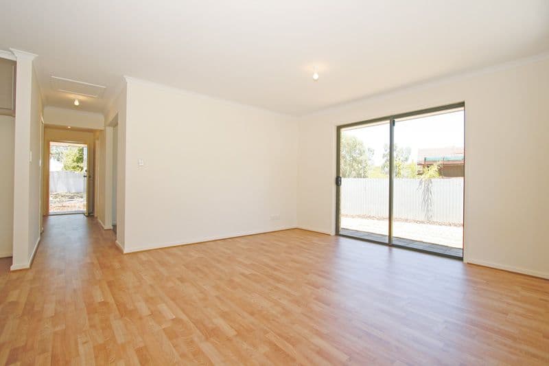 10 MERO Street, Salisbury North SA 5108, Salisbury North - Thumbnail 3