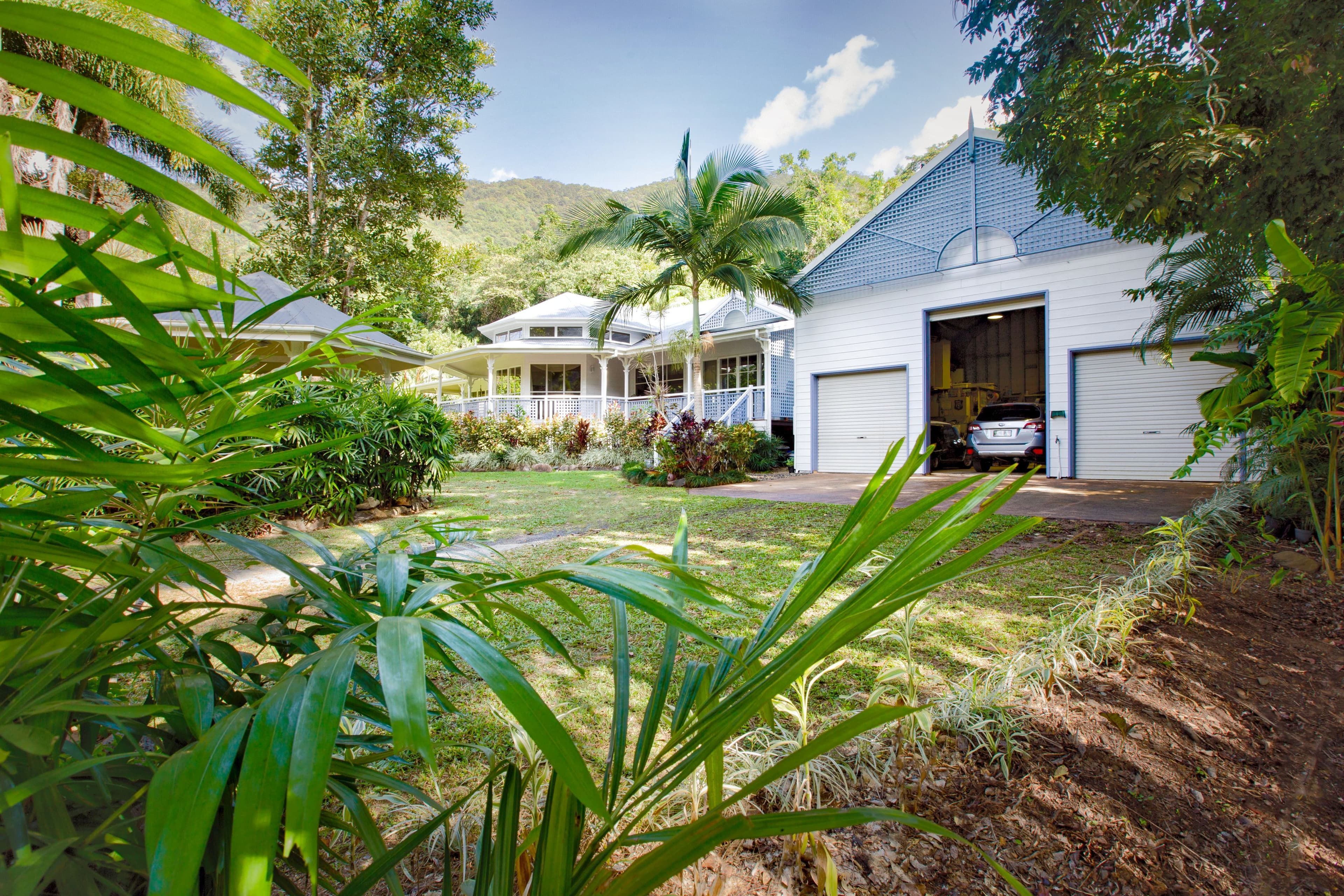 18-20 Woodridge Close, Redlynch QLD 4870, Redlynch - Thumbnail 3