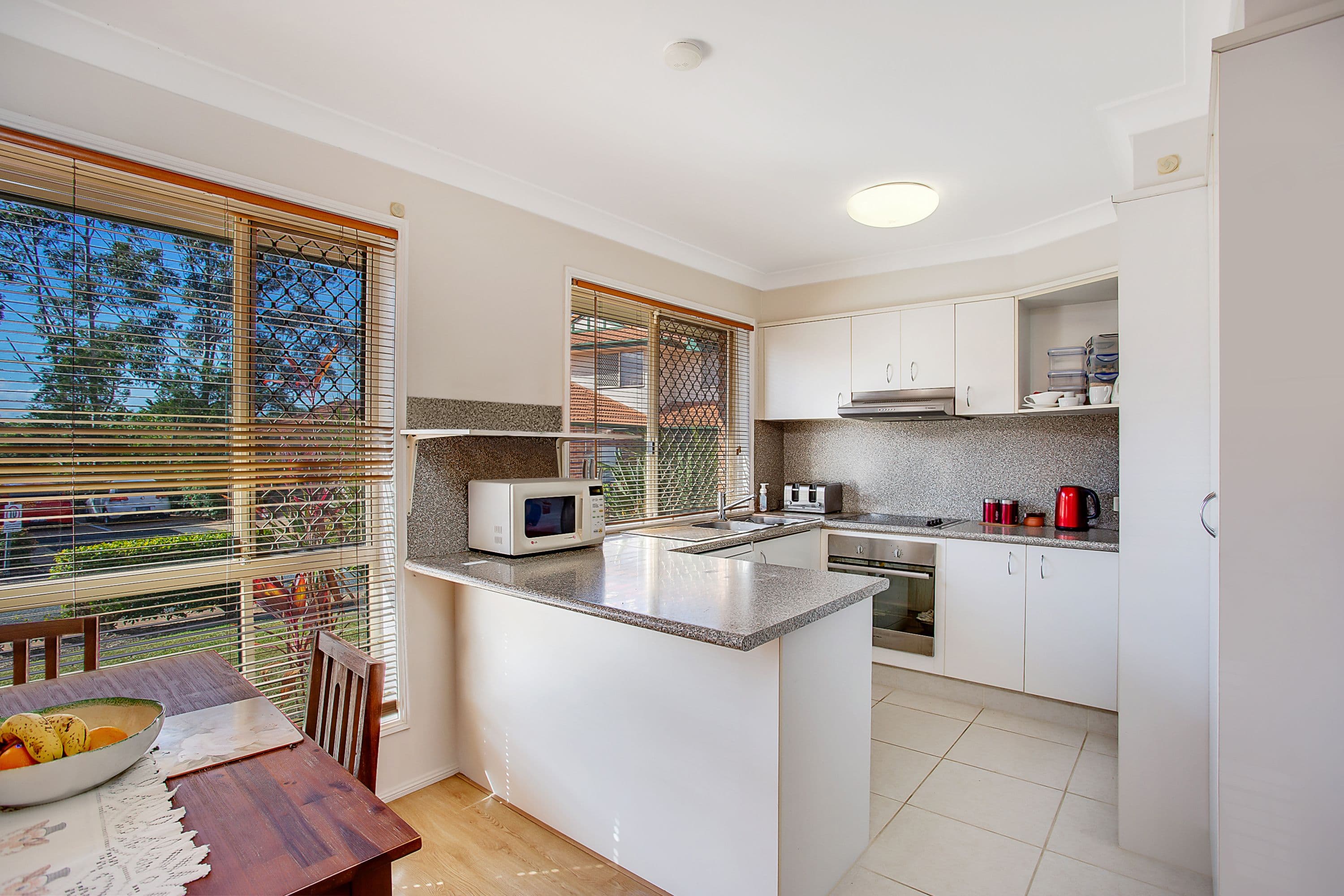 38 Murev Way, Carrara QLD 4211, Carrara - Thumbnail 5