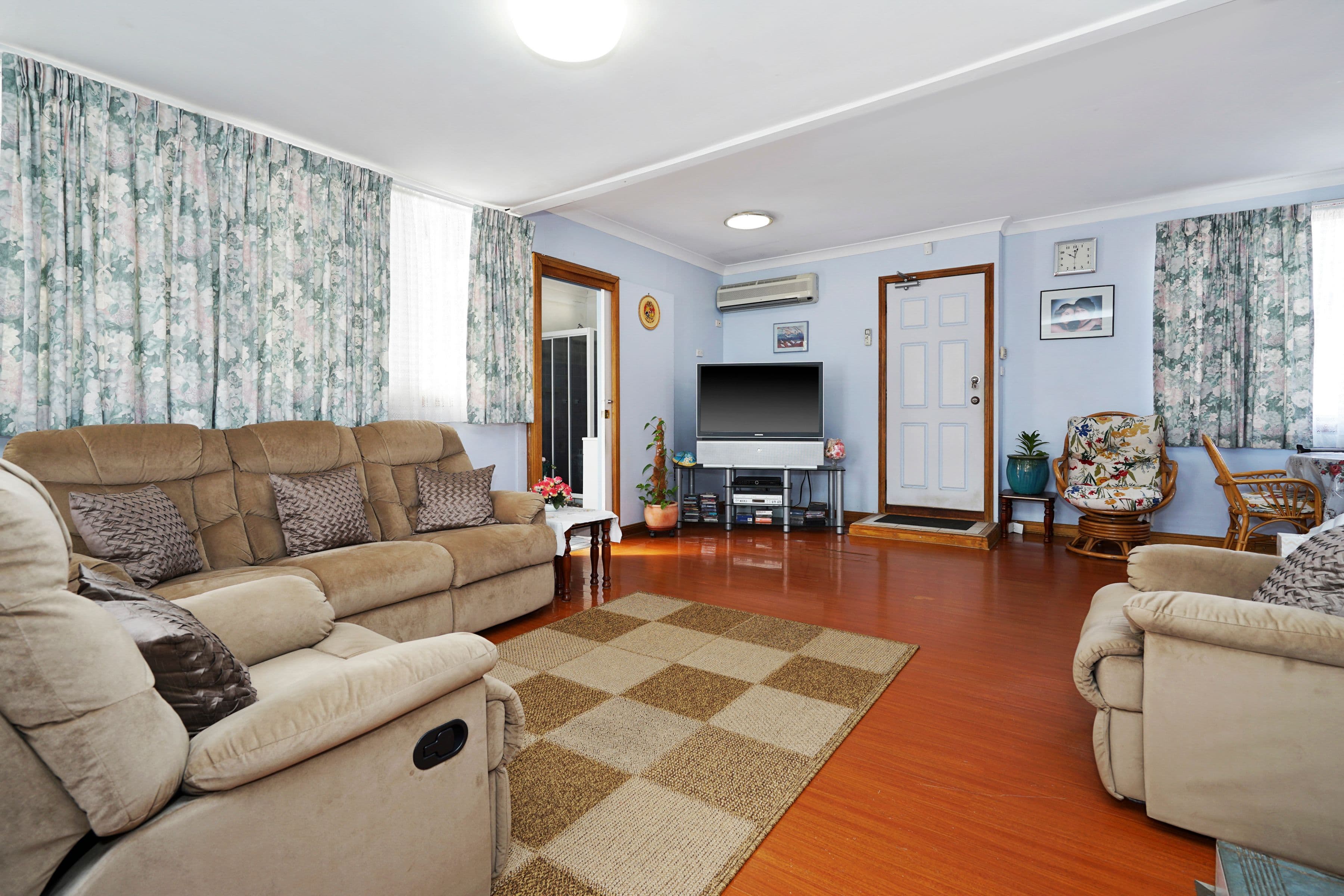 14 Springwood Street, Blackwall - Thumbnail 7