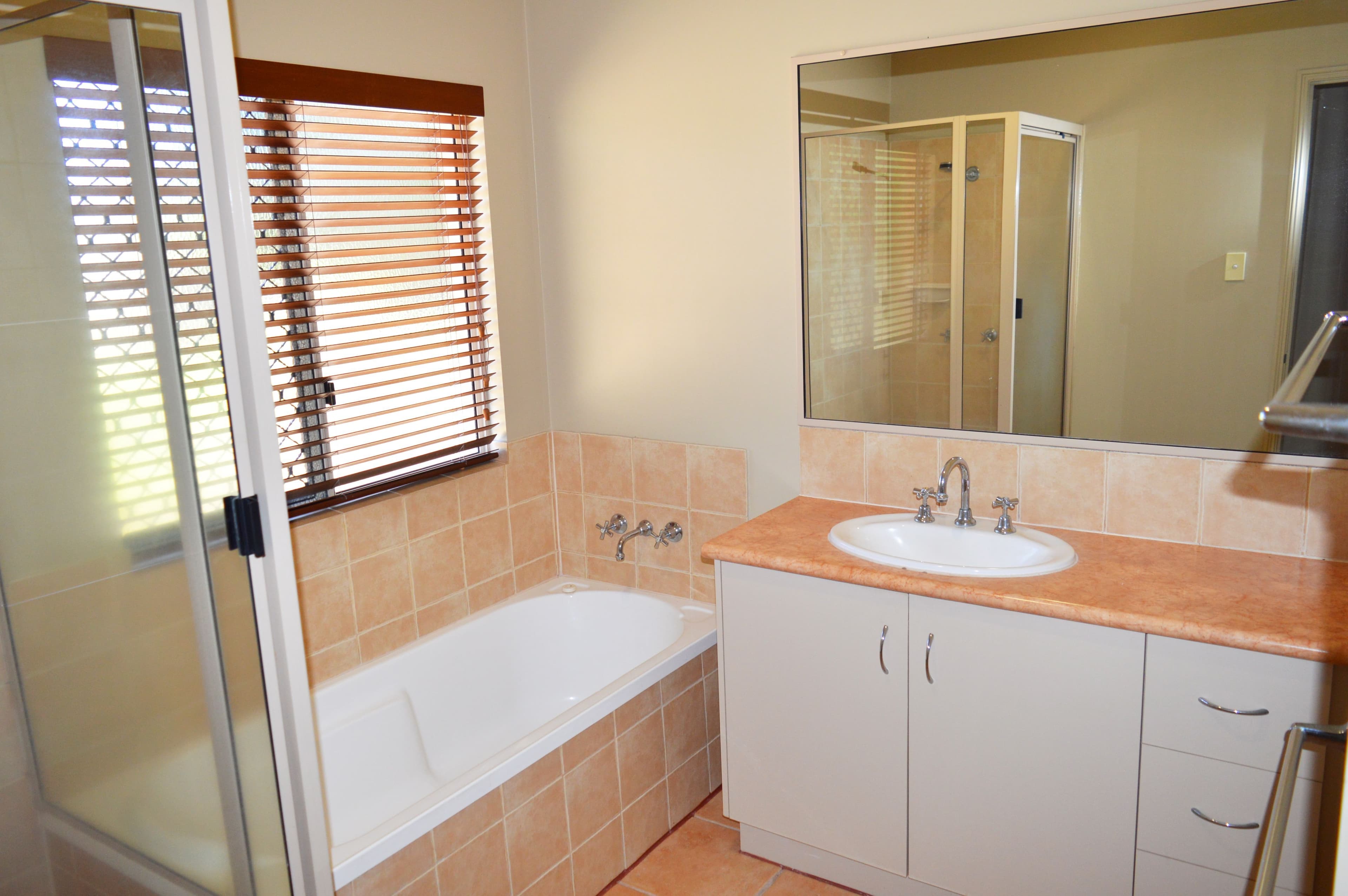 12 McNamara Street, Wongaling Beach QLD 4852, Wongaling Beach - Thumbnail 7