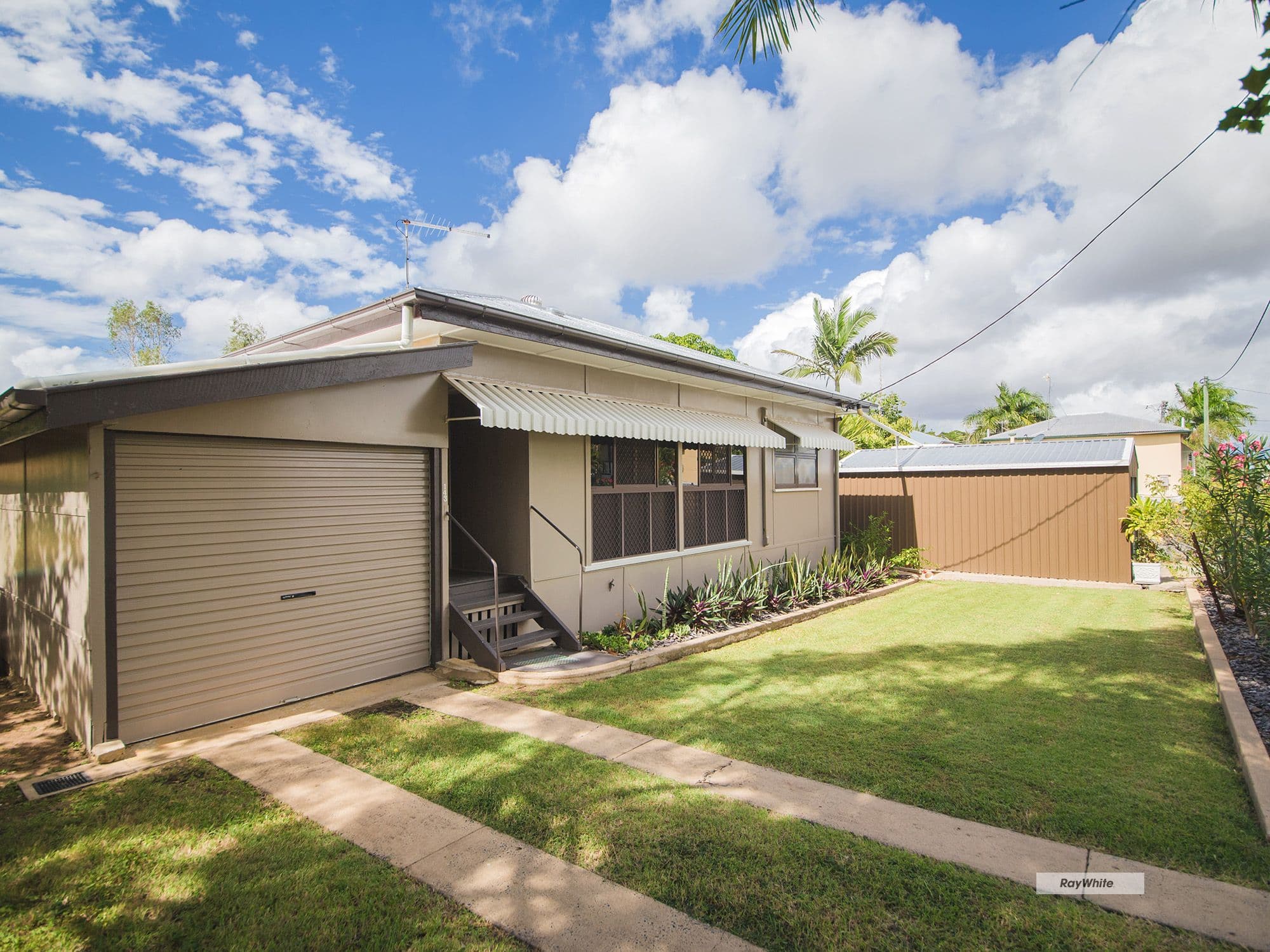143 Denham Terrace, Allenstown QLD 4700, Allenstown - Thumbnail 2