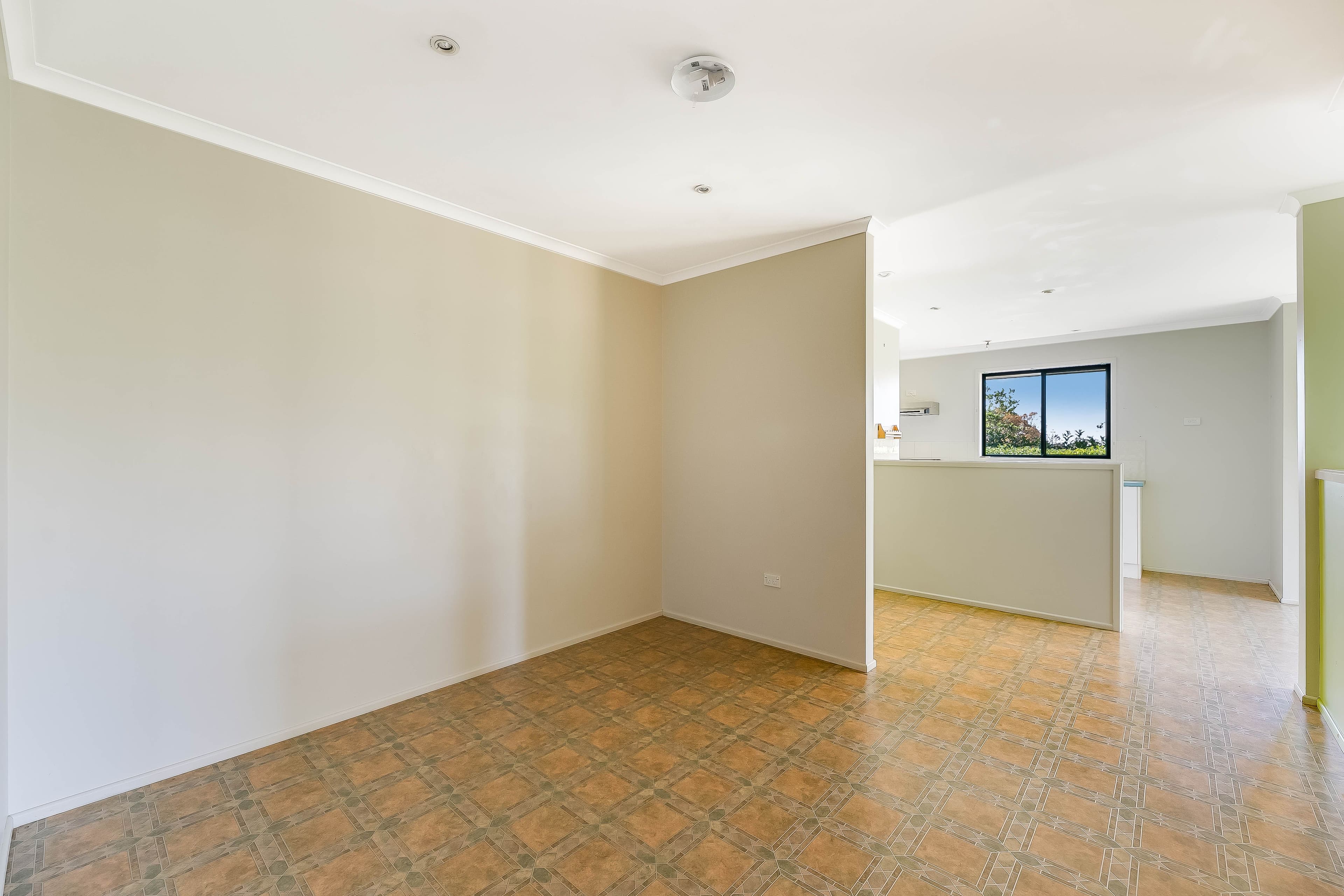 2 Hillcrest Court, Kearneys Spring QLD 4350, Kearneys Spring - Thumbnail 4