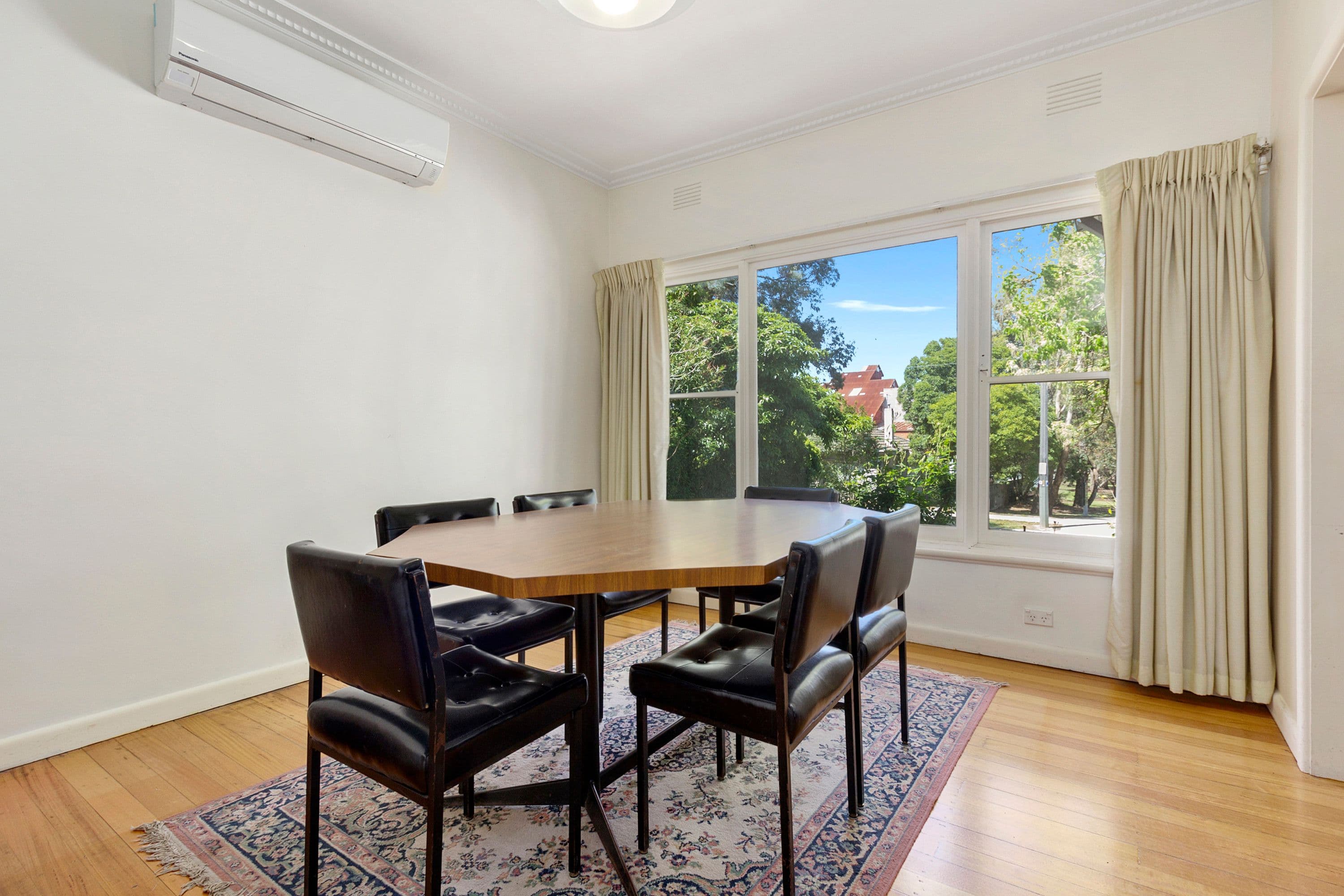 22 Standard Avenue, Box Hill VIC 3128, Box Hill - Thumbnail 5