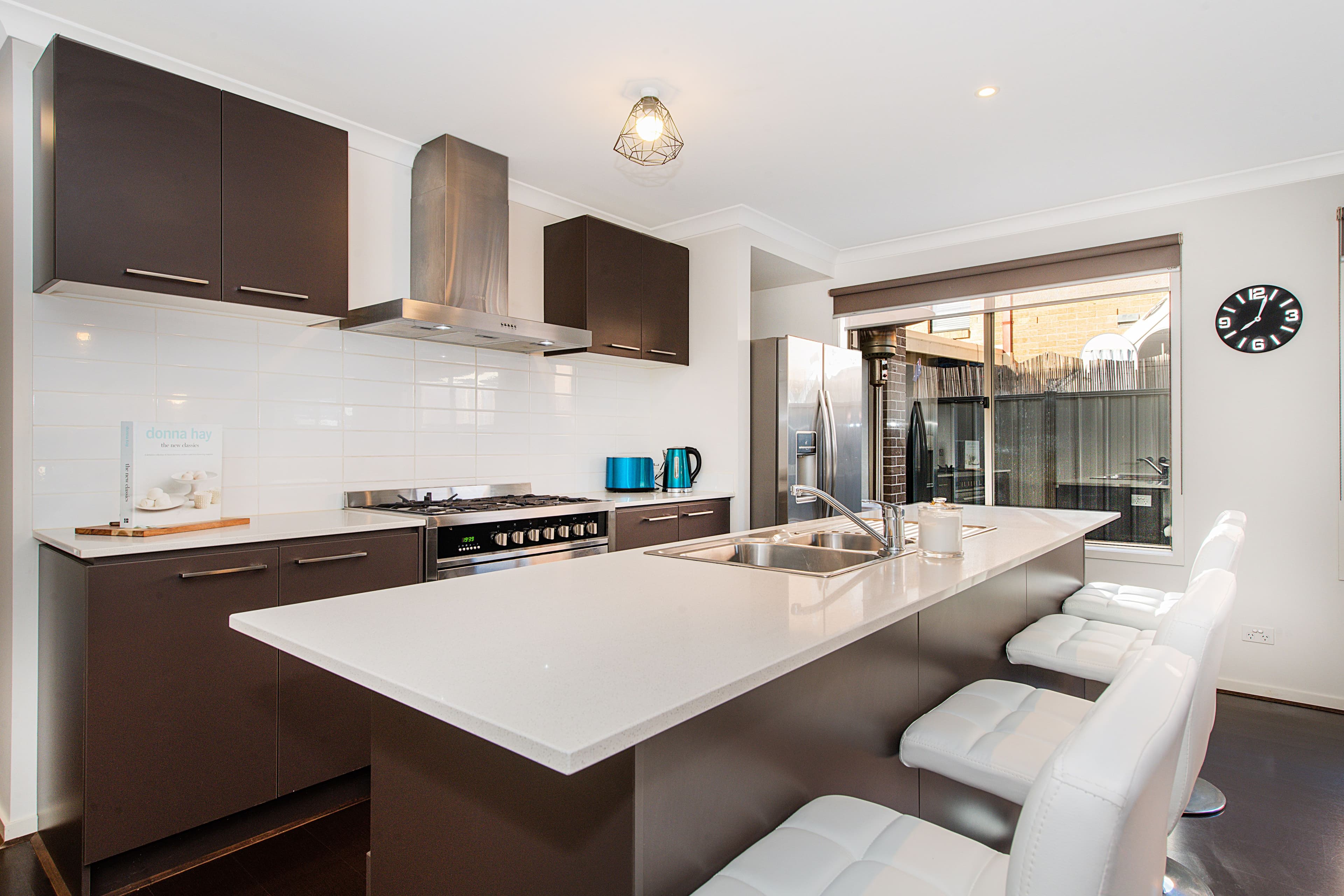 8 Sassafras Place, Cranbourne North VIC 3977, Cranbourne North - Thumbnail 2