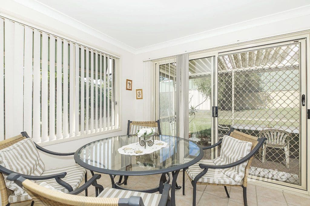 10 Nelmes Close, Toronto - Thumbnail 3