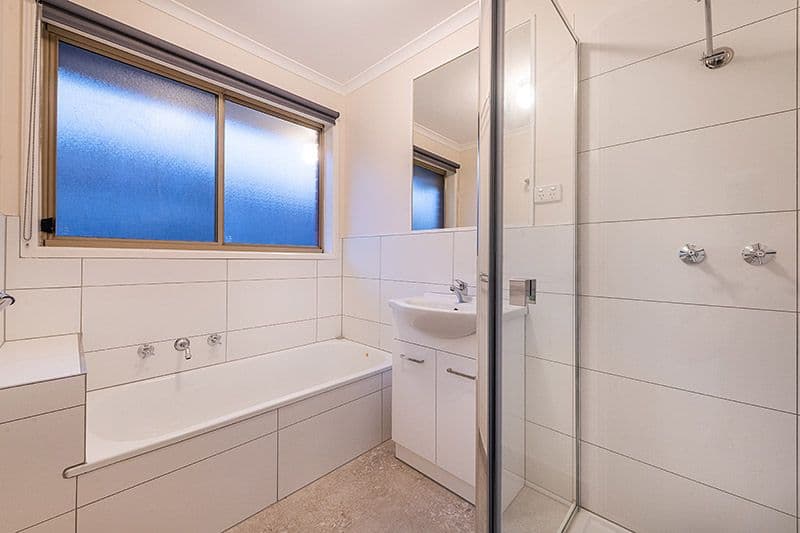 5 Tinara Court, Cranbourne North VIC 3977, Cranbourne North - Thumbnail 8
