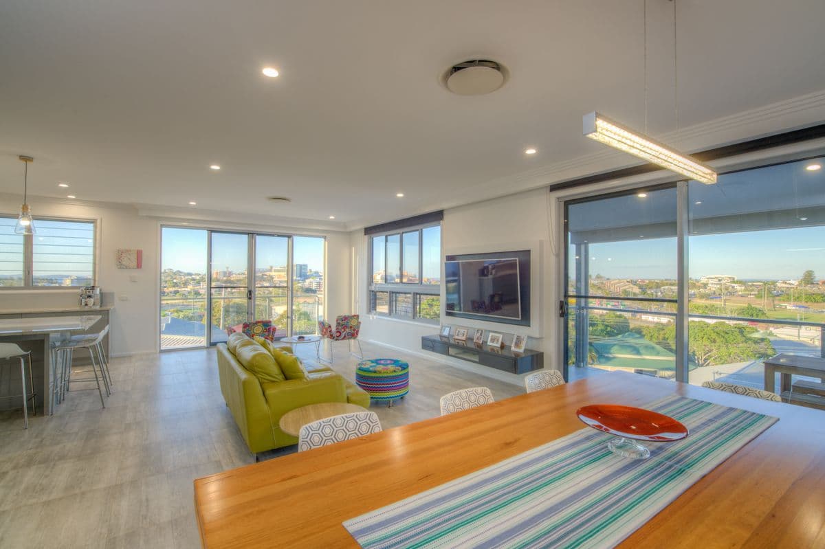 4 Bayne Street, West Gladstone QLD 4680, West Gladstone - Thumbnail 4