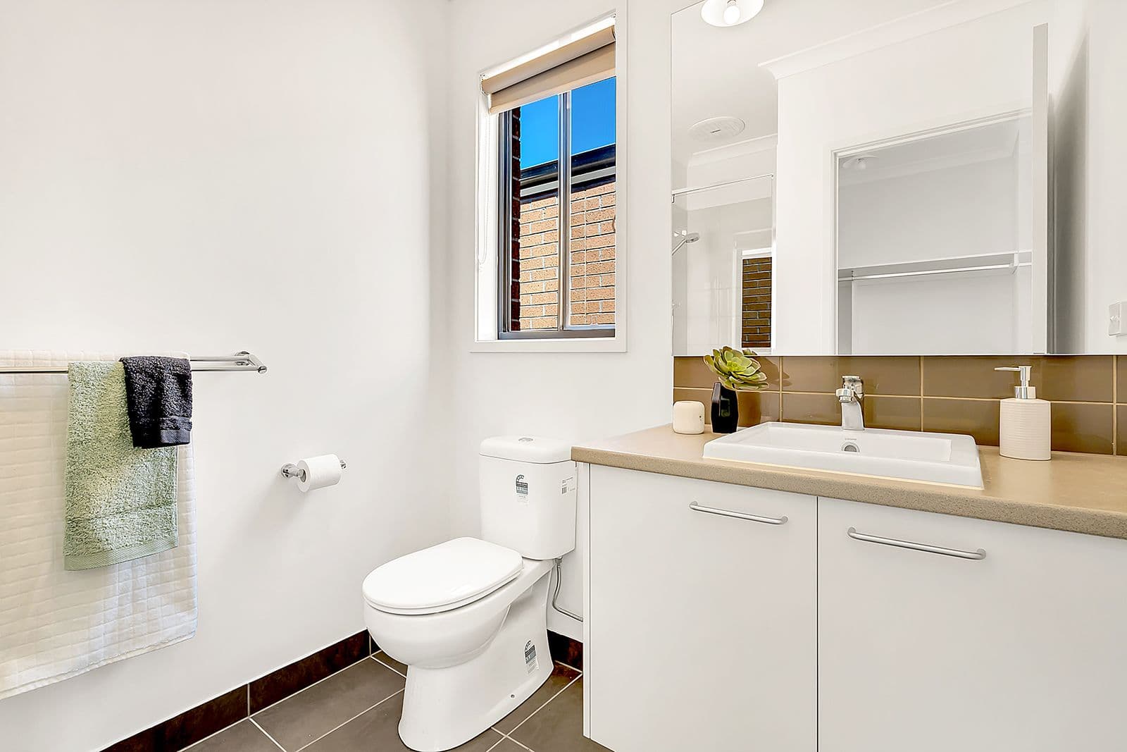 16 Bolwarra Street, Craigieburn VIC 3064, Craigieburn - Thumbnail 4